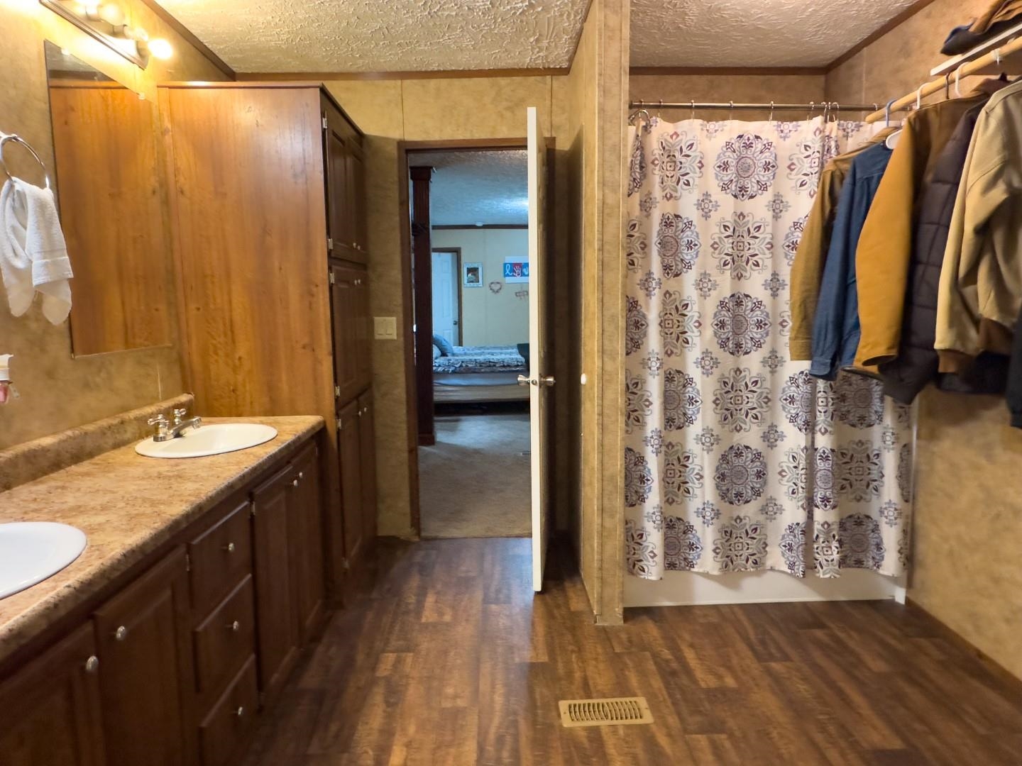 4764  Byron  Salem, AR