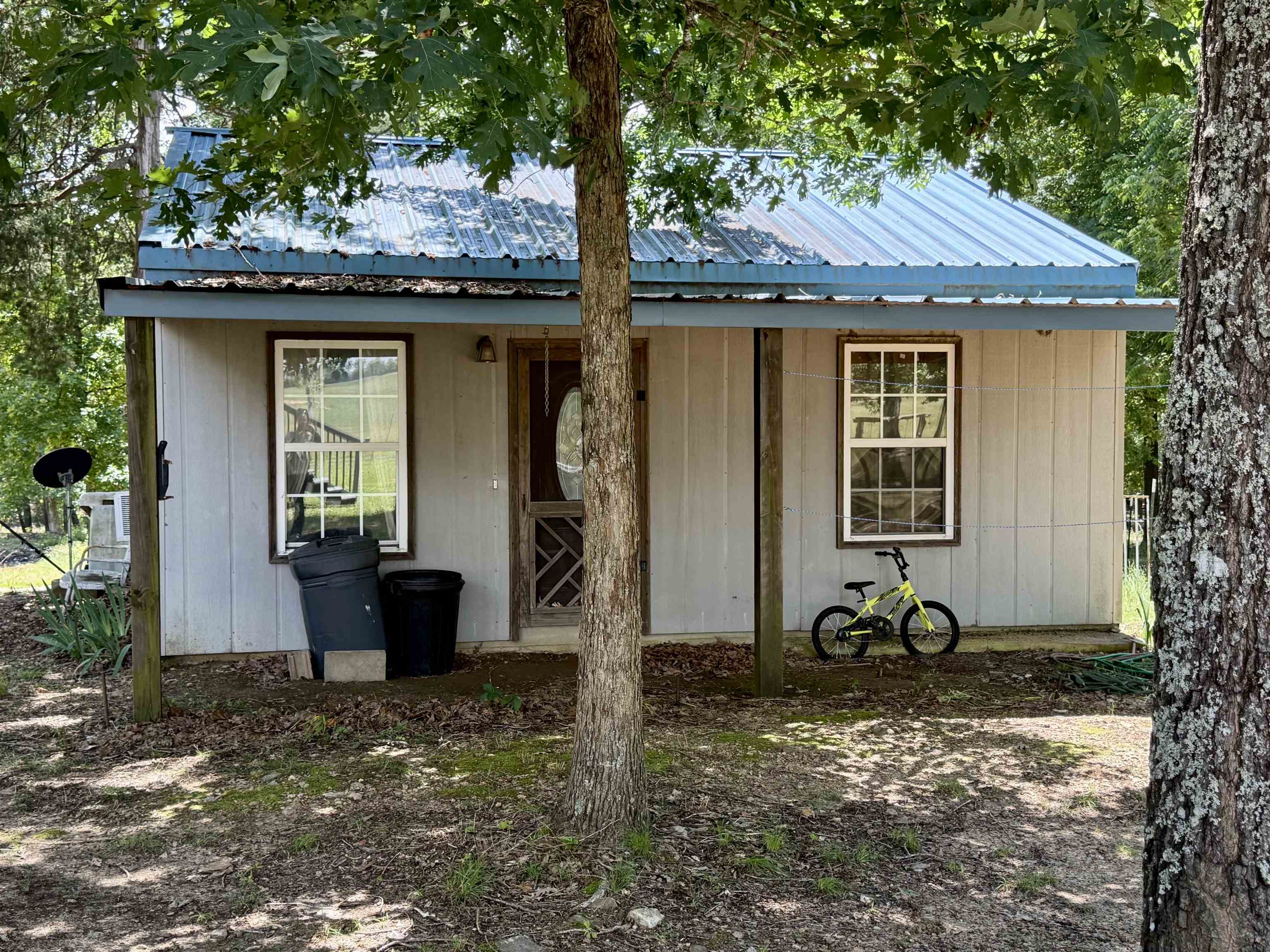 4764  Byron  Salem, AR
