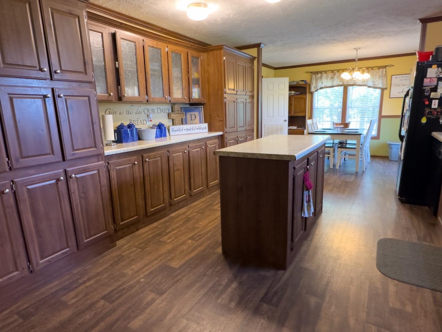 4764  Byron  Salem, AR