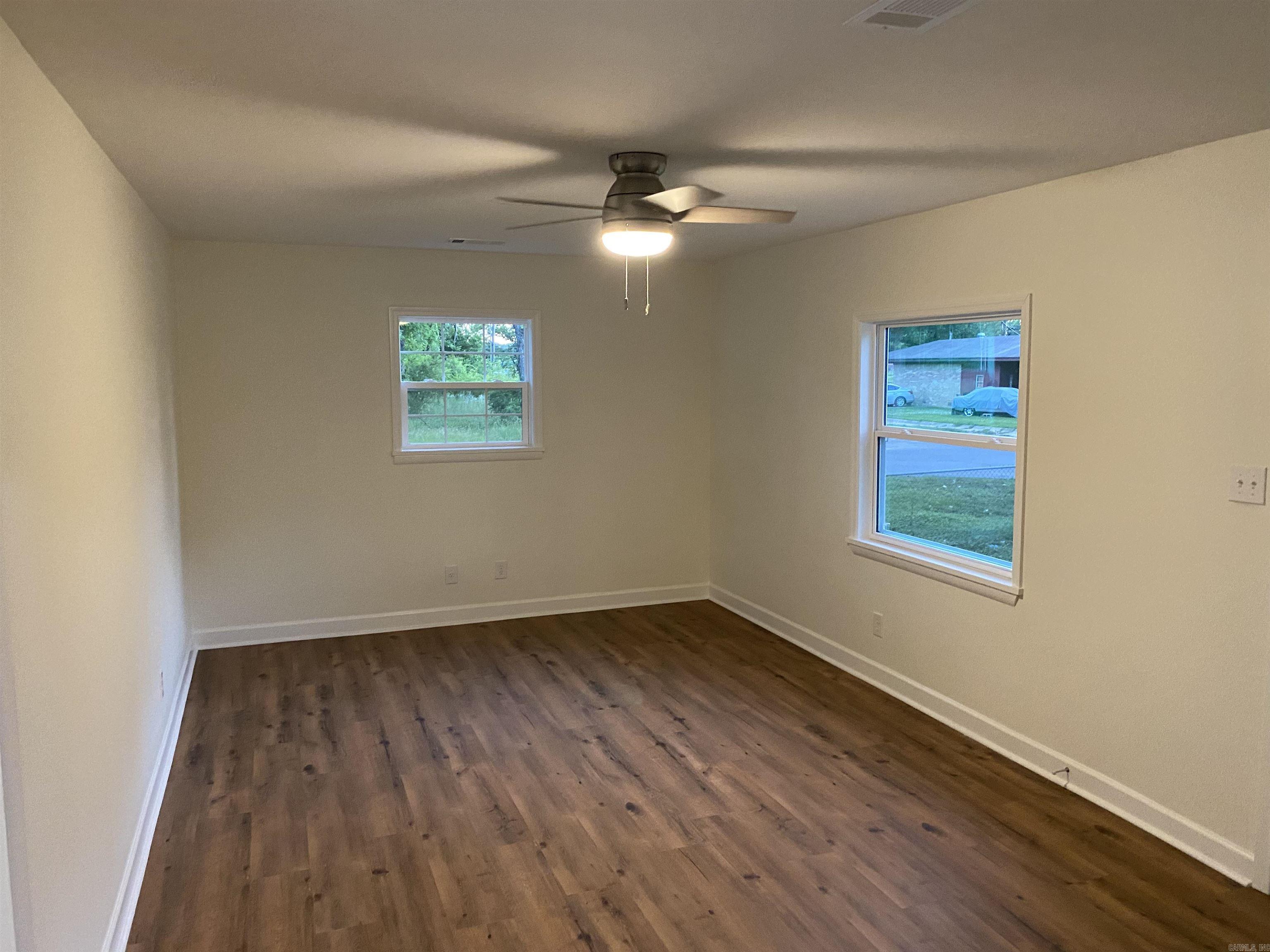 905  Sharp Dr.  Jacksonville, AR