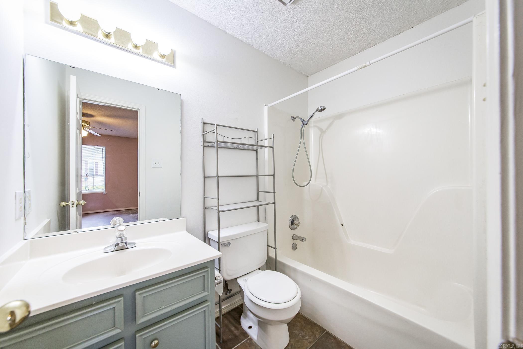 1117  Troy  Benton, AR