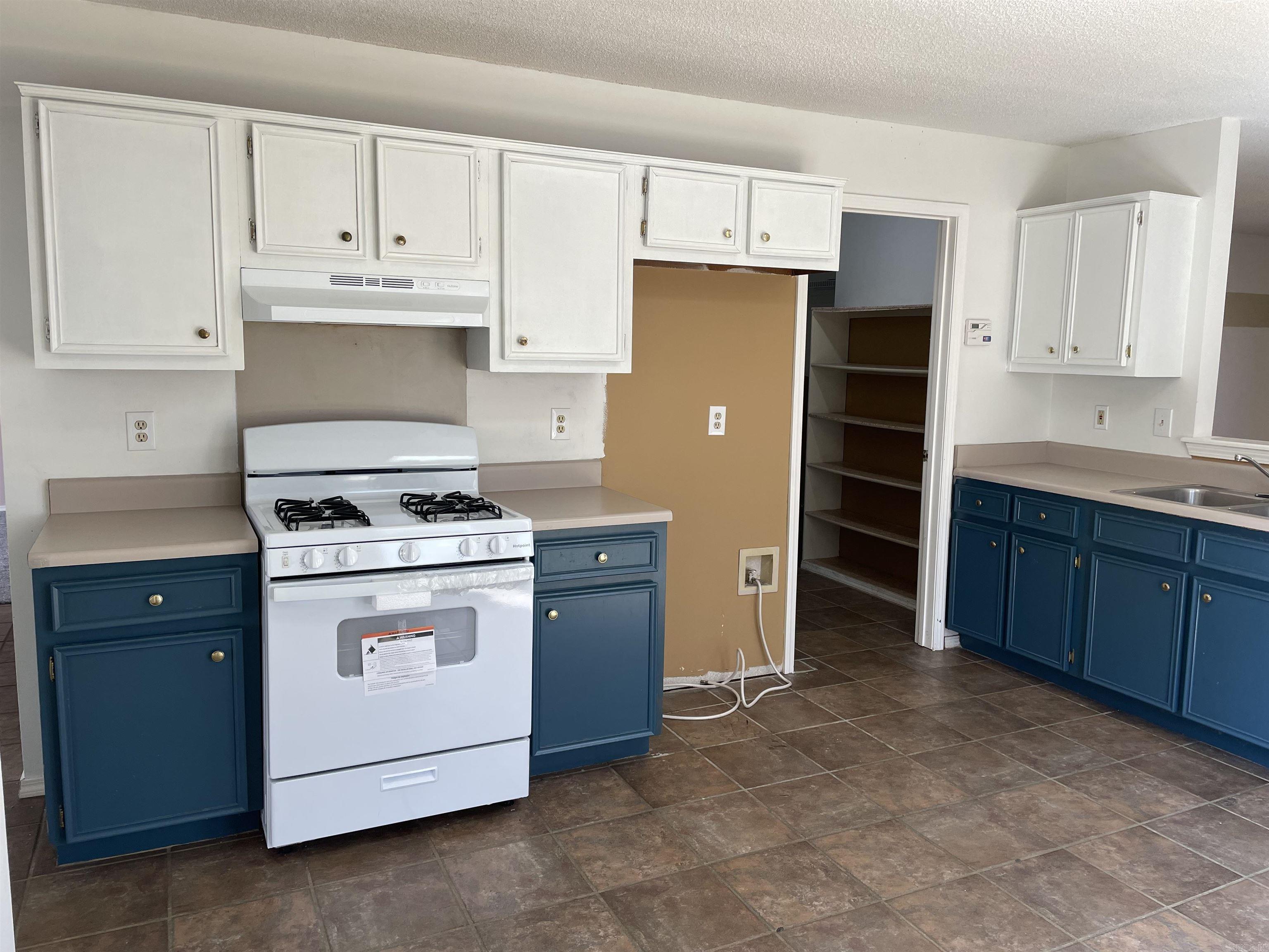 1117  Troy  Benton, AR