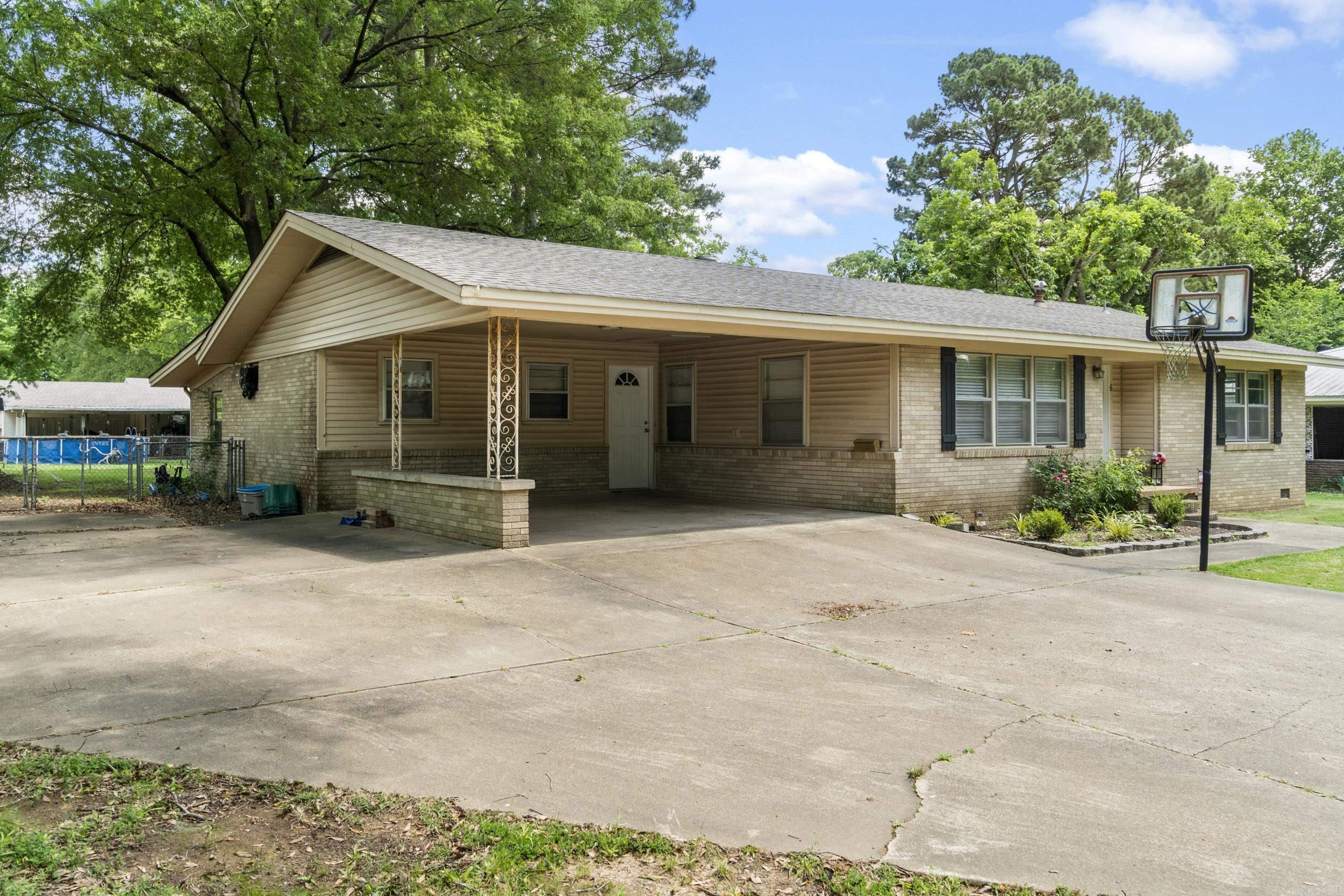 6  Lynwood Dr  Searcy, AR