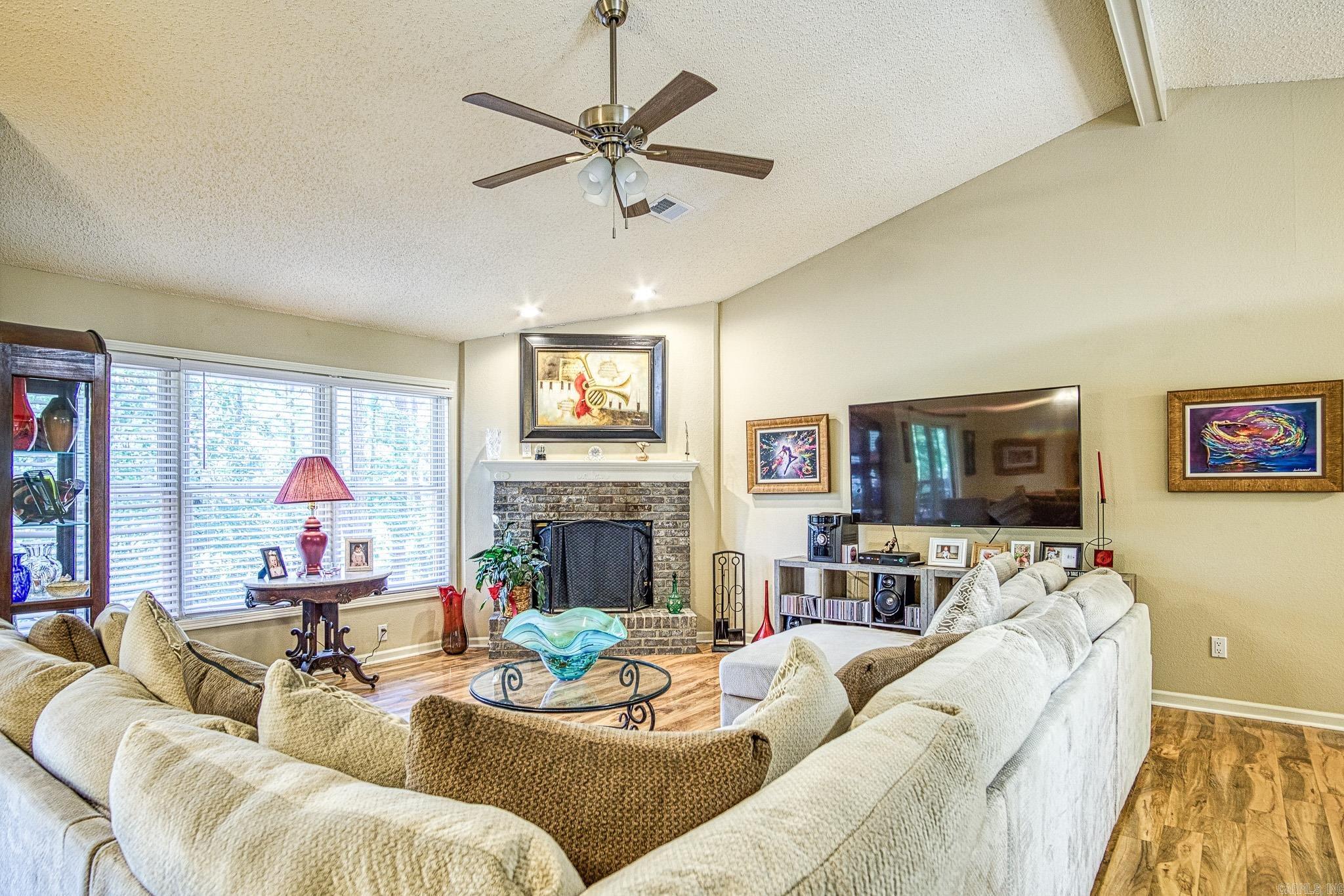 6  Capricho  Hot Springs Village, AR