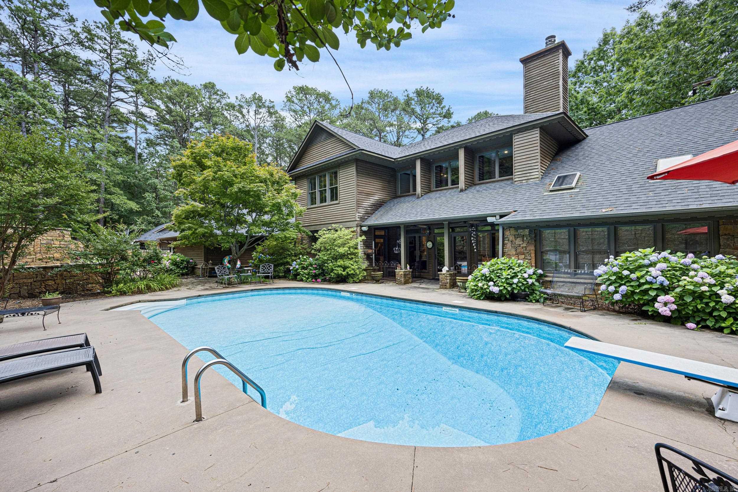 407  Dove  Russellville, AR