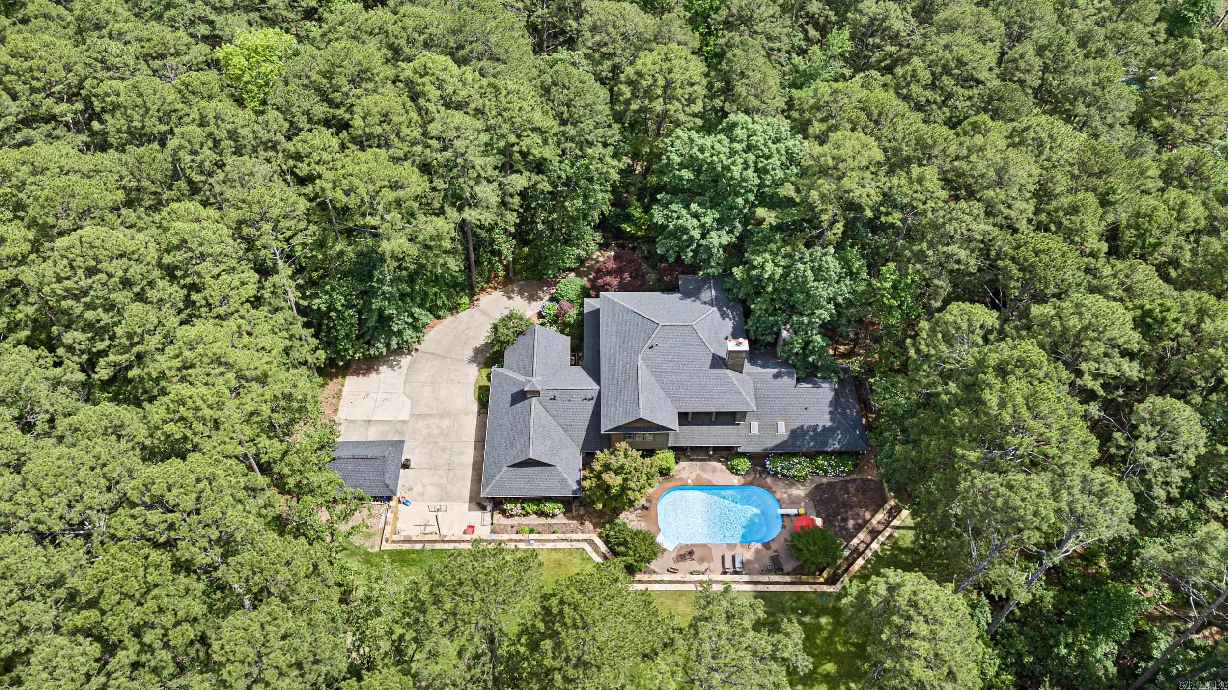 407  Dove  Russellville, AR
