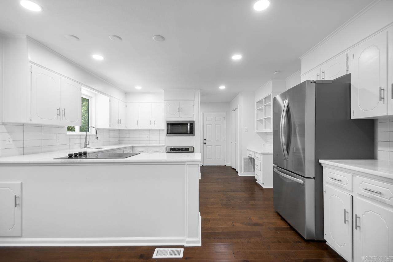 3  Poydras  Little Rock, AR