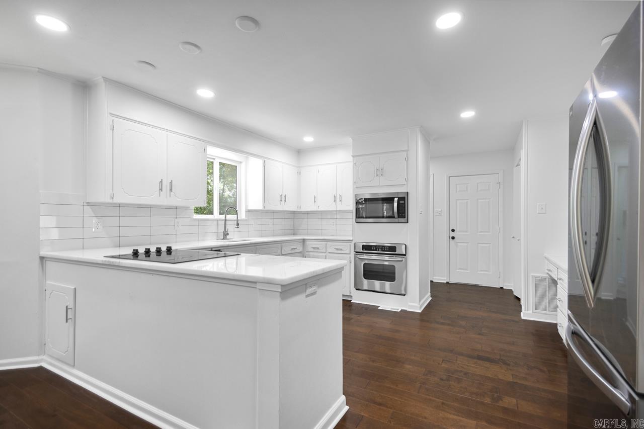 3  Poydras  Little Rock, AR
