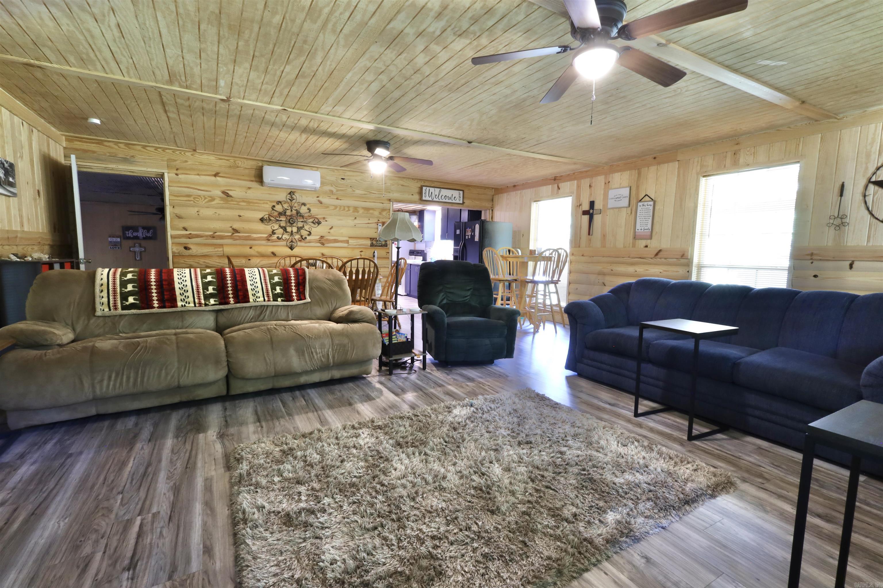 21  CHRIS ROAD  Amity, AR