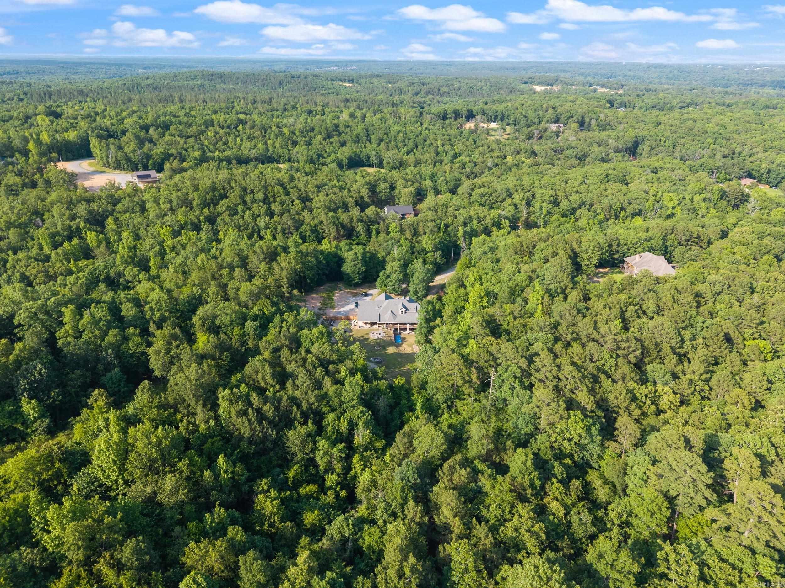 2711  Johnson Lane  Benton, AR