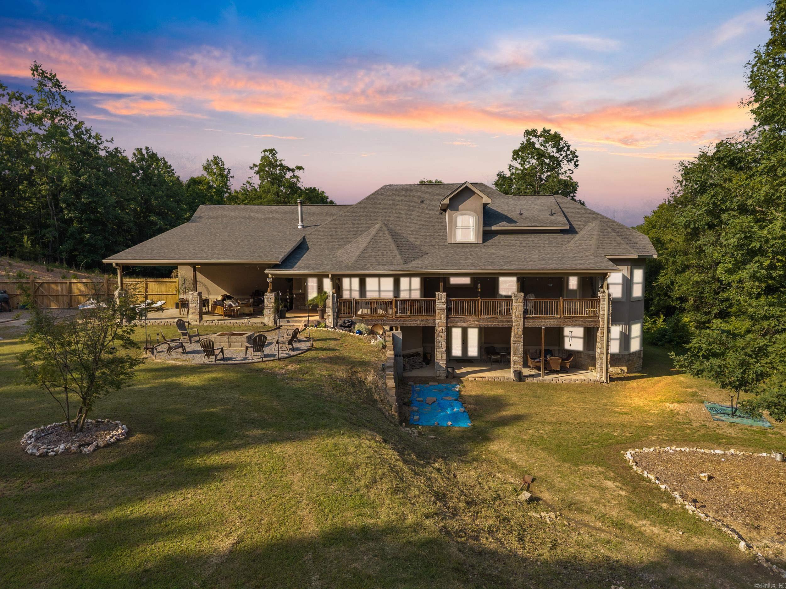 2711  Johnson Lane  Benton, AR