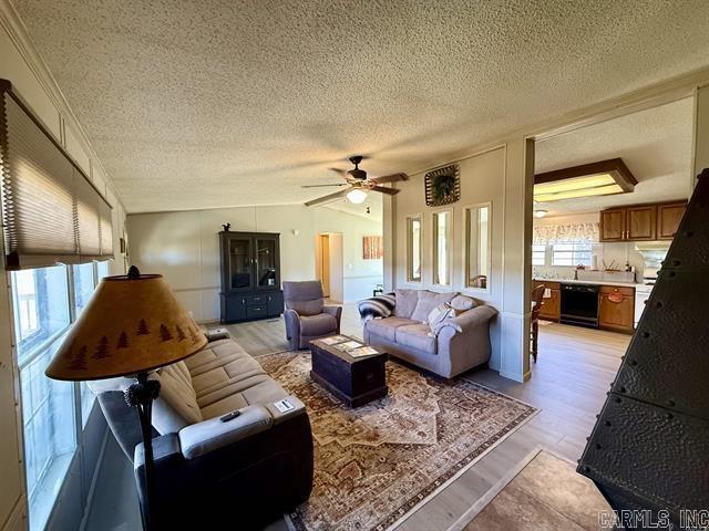 7 Iveon Clay  Pangburn, AR