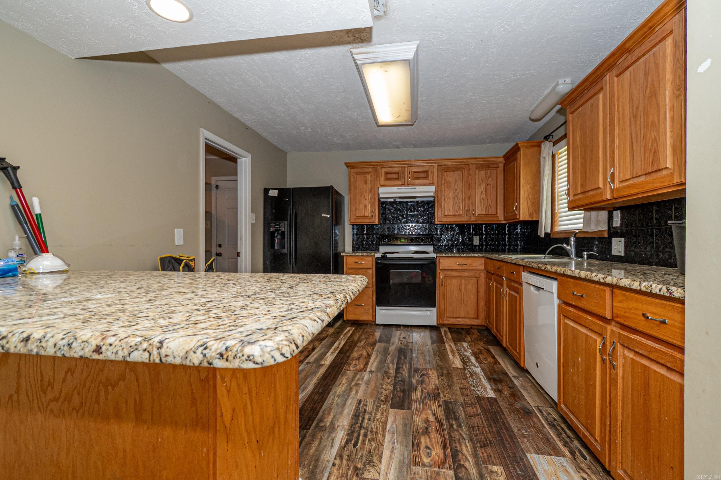 411 E Railroad St  Hamburg, AR