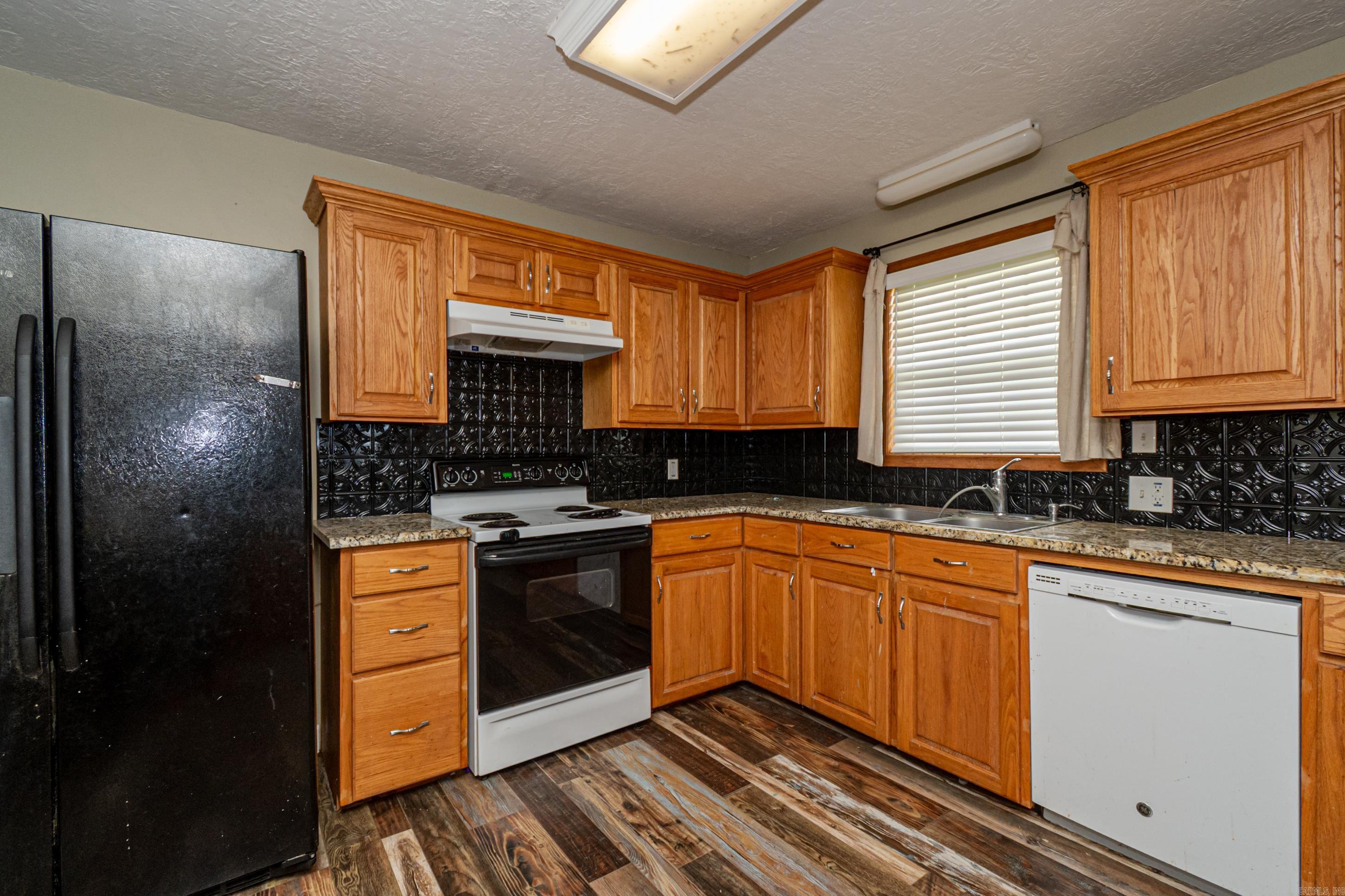 411 E Railroad St  Hamburg, AR
