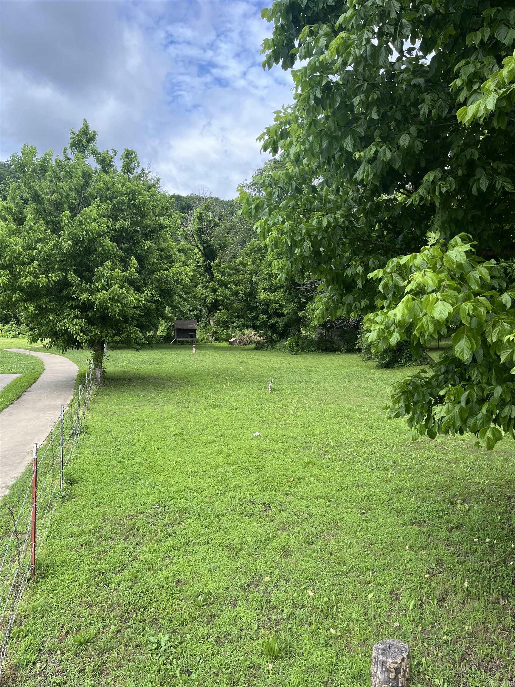 106  Limestone Street  Leslie, AR