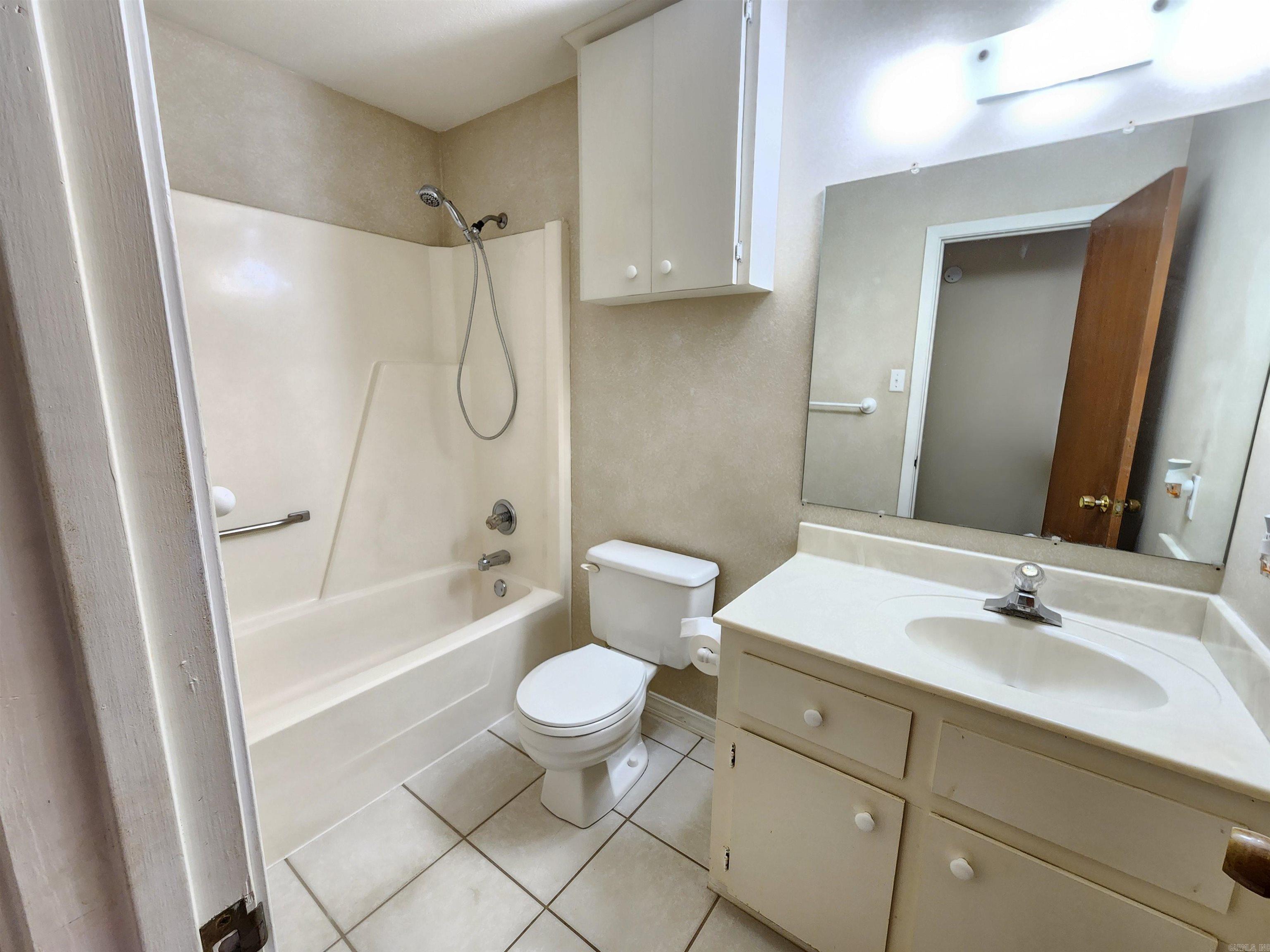 104  Brungardt  Cabot, AR