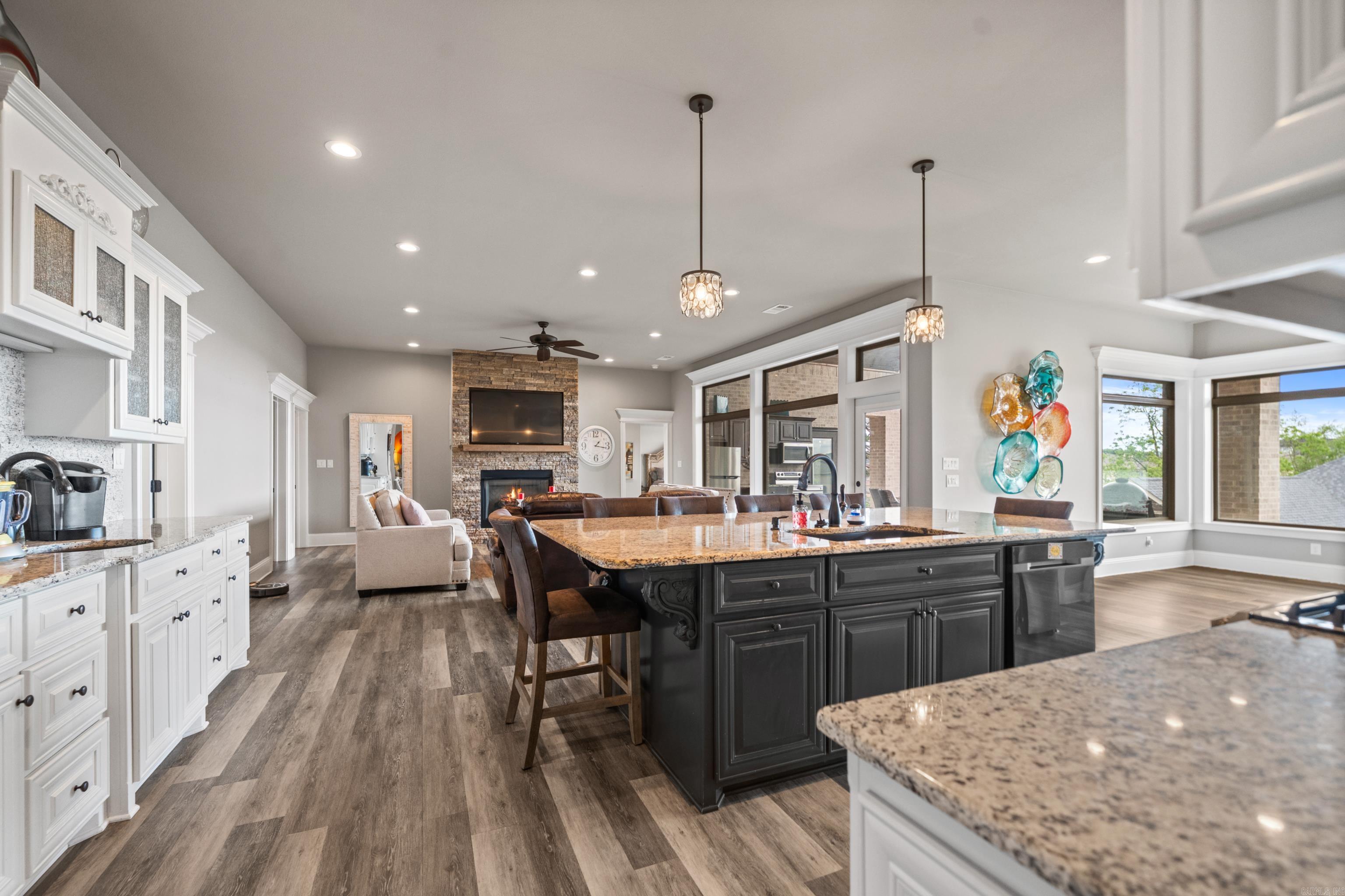114  Sandal  Hot Springs, AR