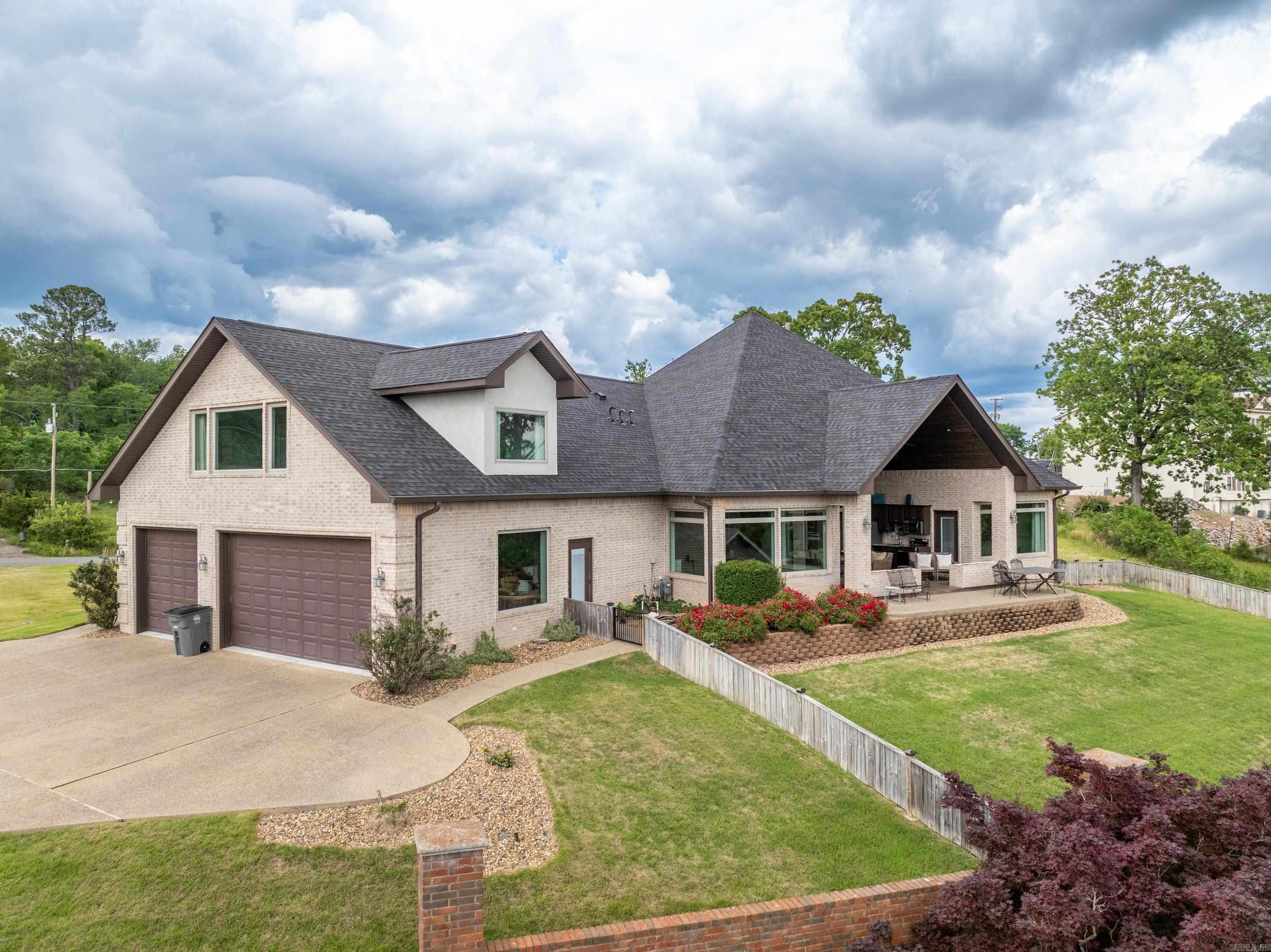 114  Sandal  Hot Springs, AR