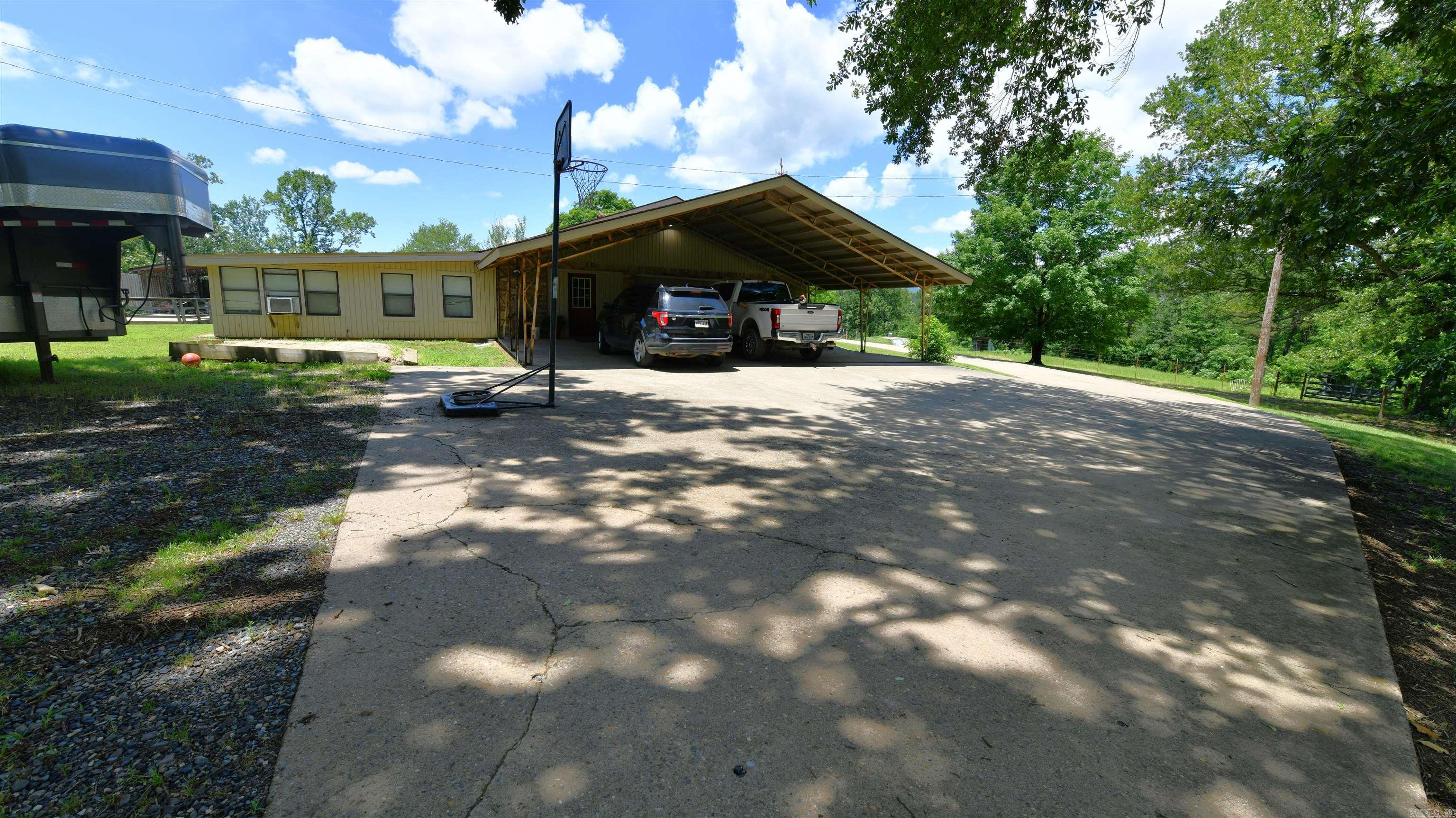 113  Myers  Mena, AR