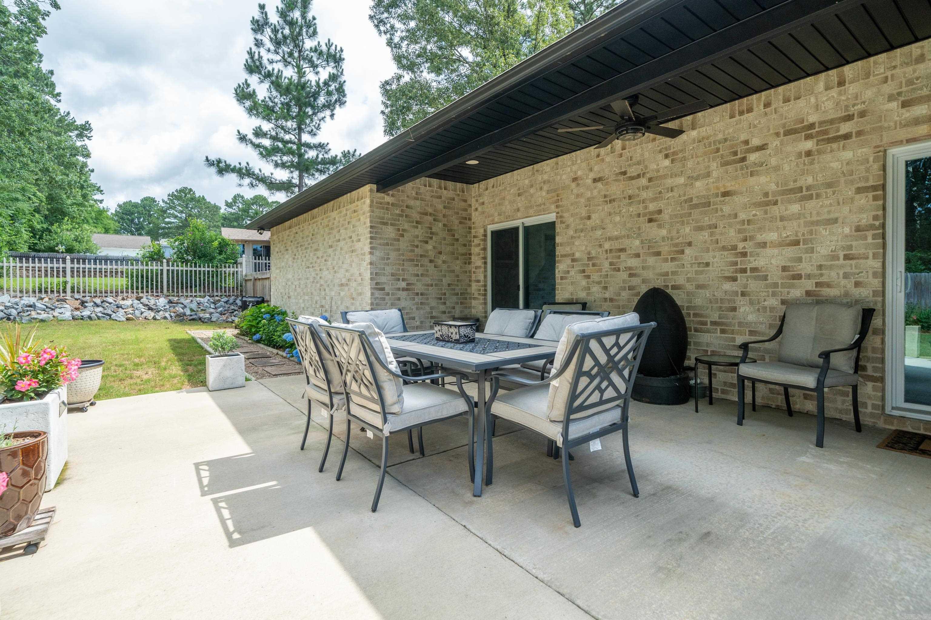 141  Ridgeway  Hot Springs, AR
