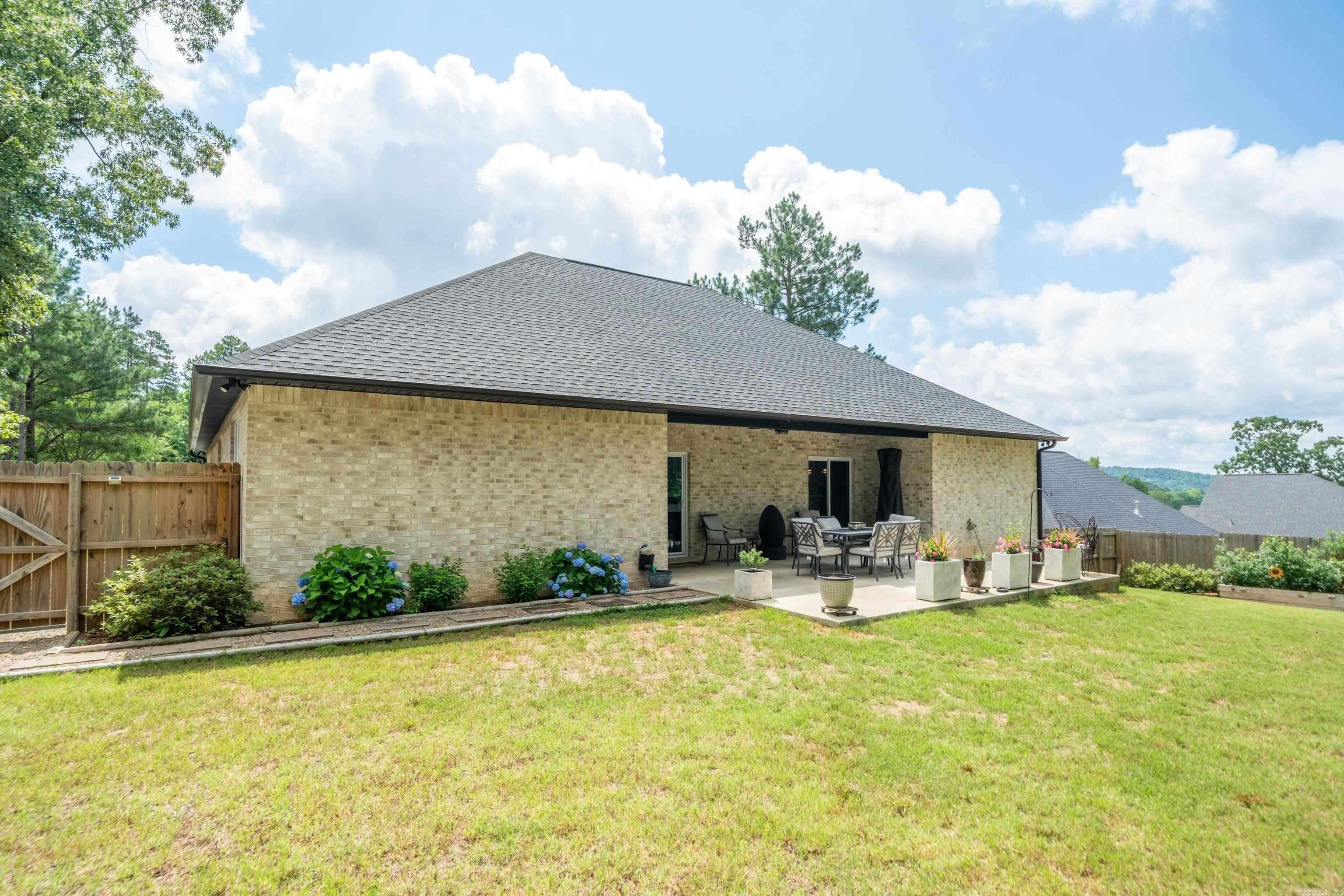 141  Ridgeway  Hot Springs, AR