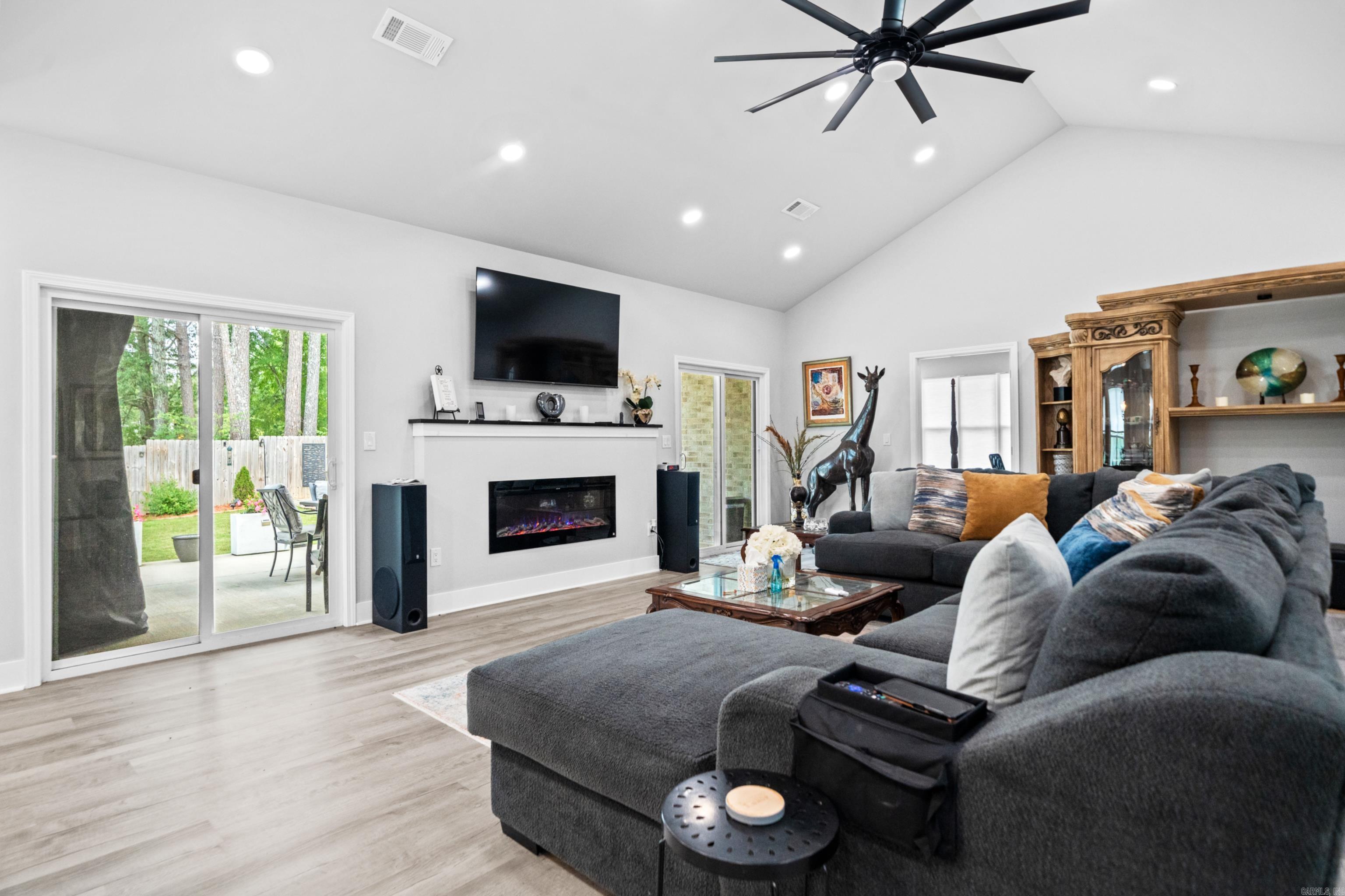 141  Ridgeway  Hot Springs, AR