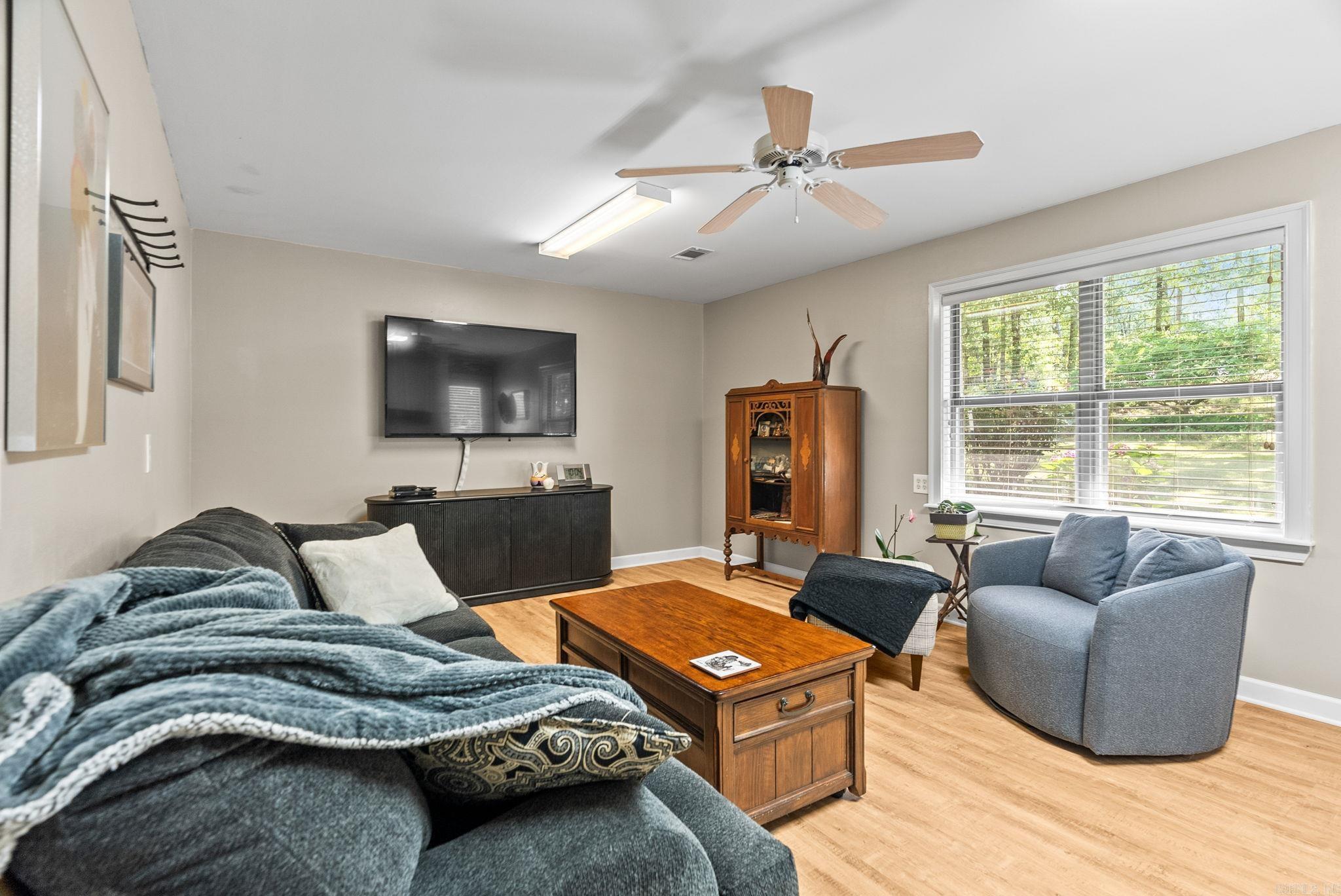12  Bluebird  Conway, AR