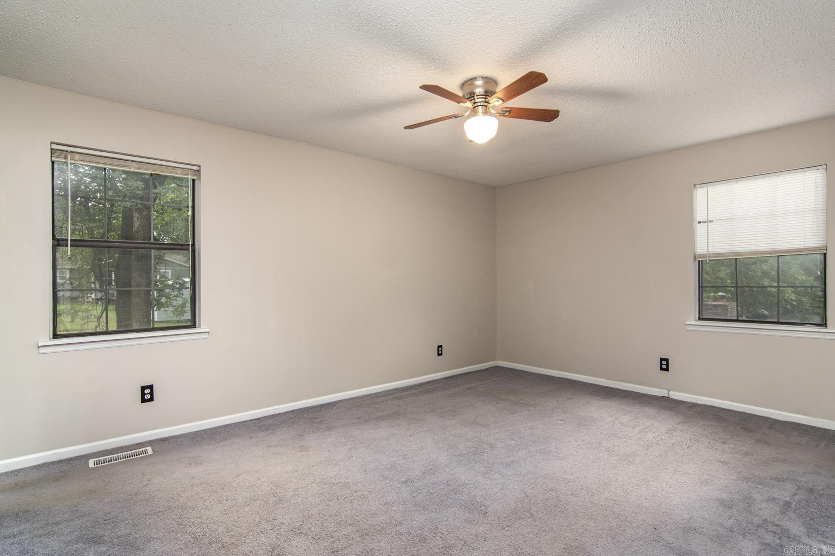 2200  Black River  North Little Rock, AR