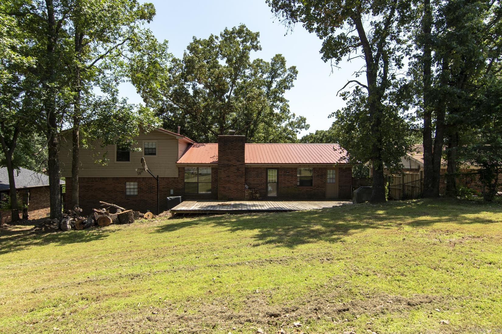 2200  Black River  North Little Rock, AR