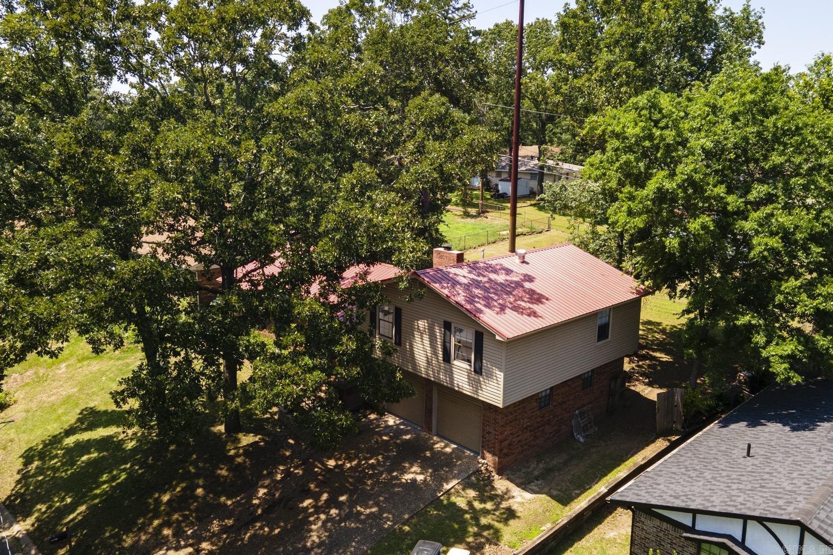 2200  Black River  North Little Rock, AR