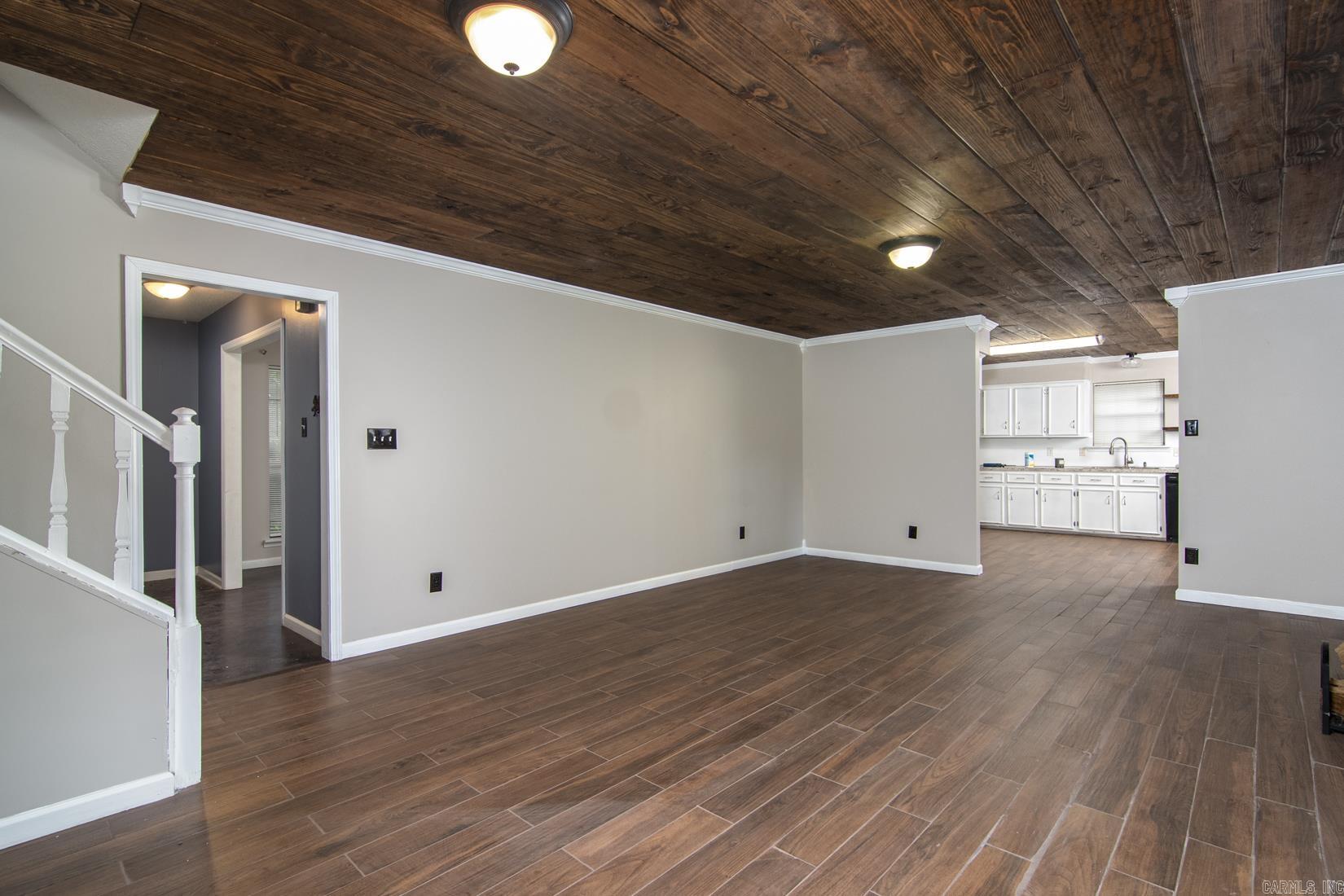 2200  Black River  North Little Rock, AR