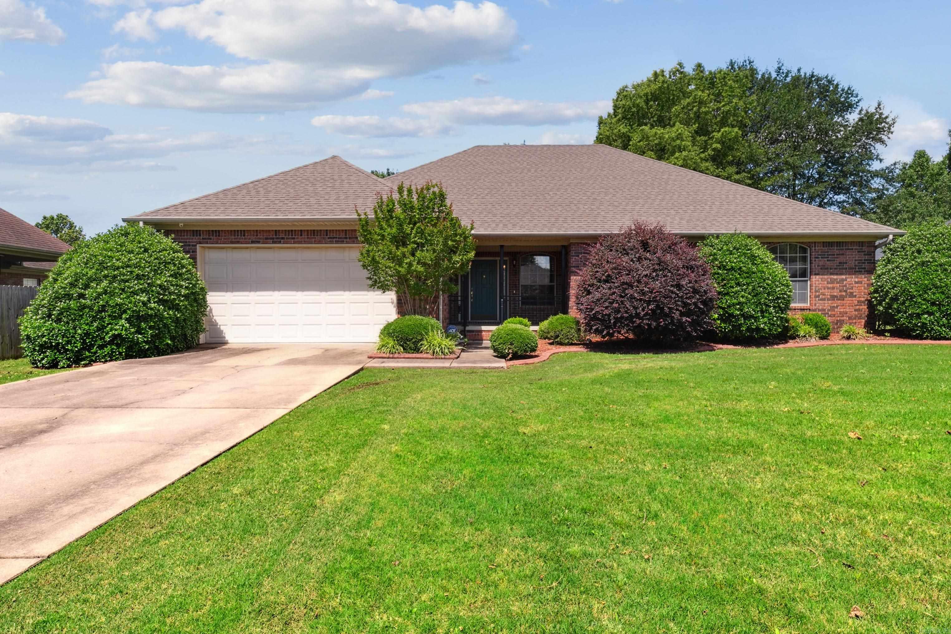 1045  Spatz Cir  Conway, AR