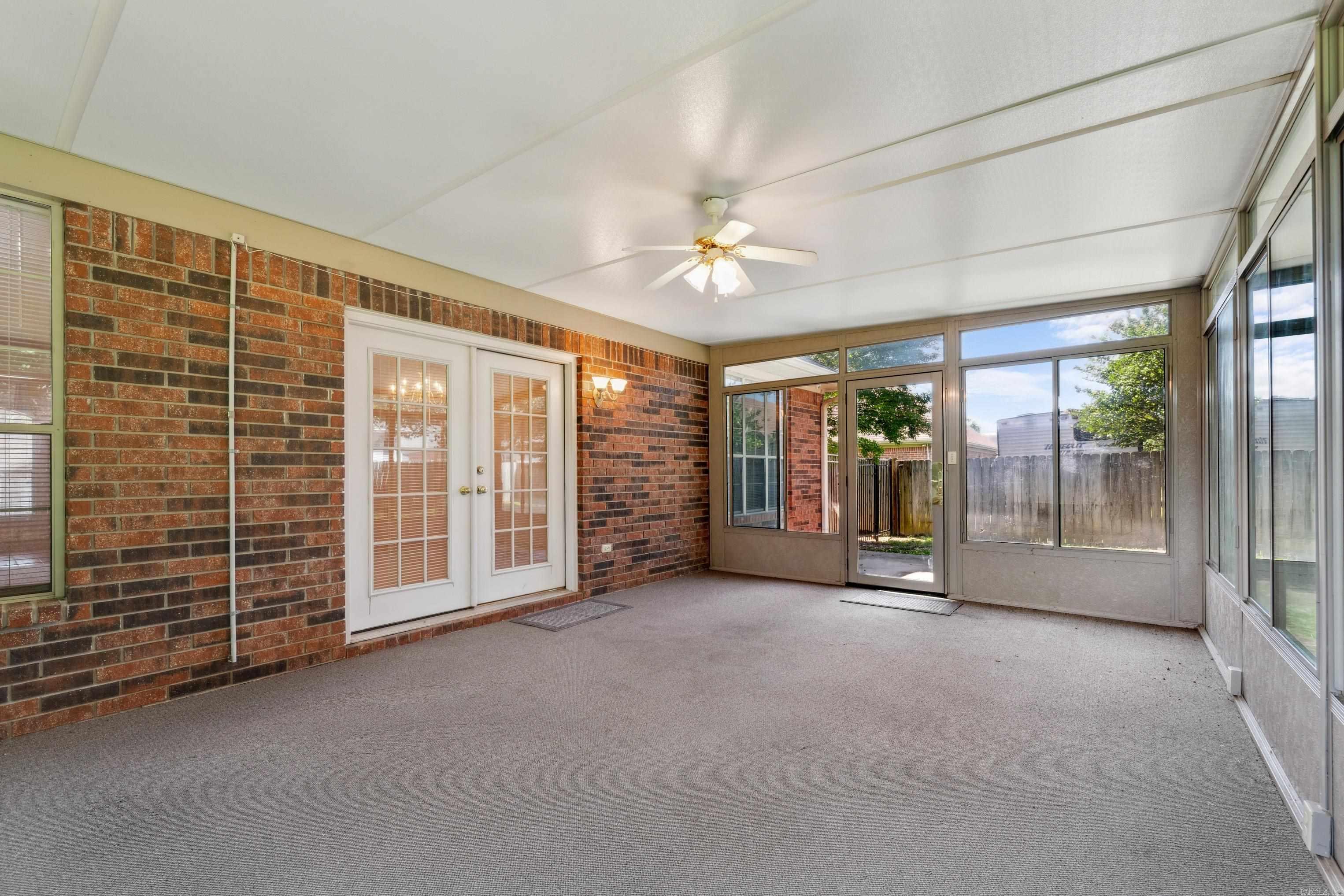 1045  Spatz Cir  Conway, AR
