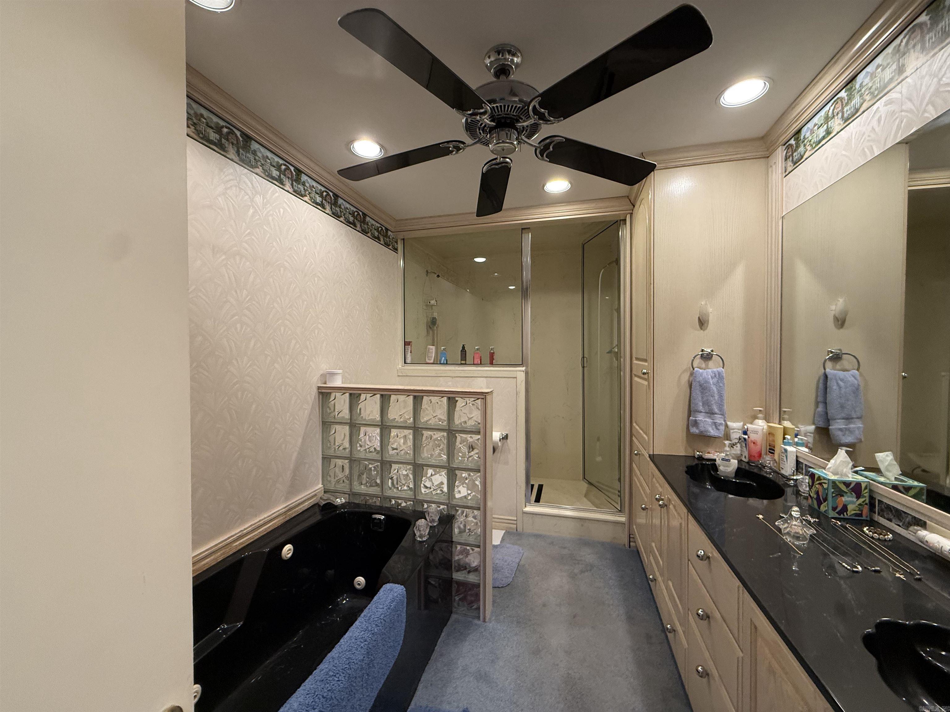 132  Dunn Hollow  Fairfield Bay, AR