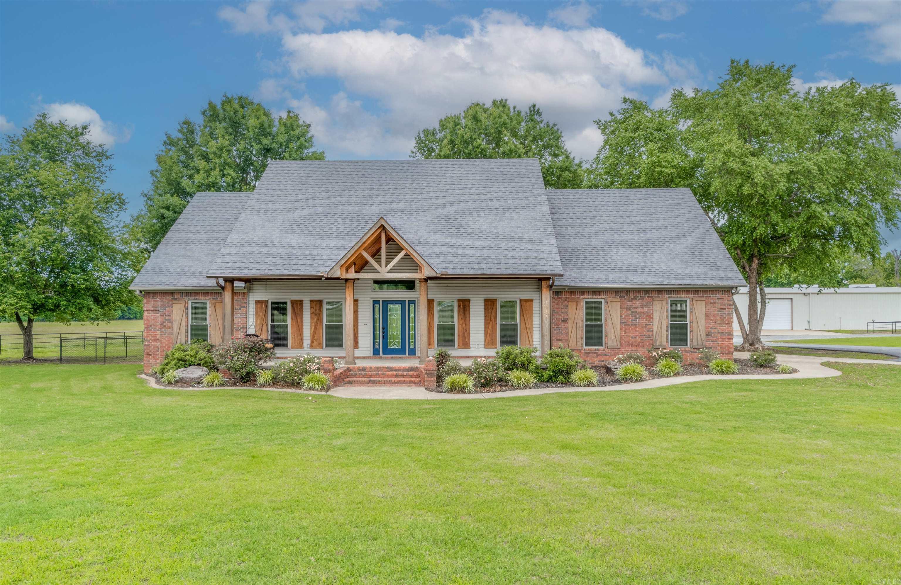 363  Highway 225 E  Greenbrier, AR