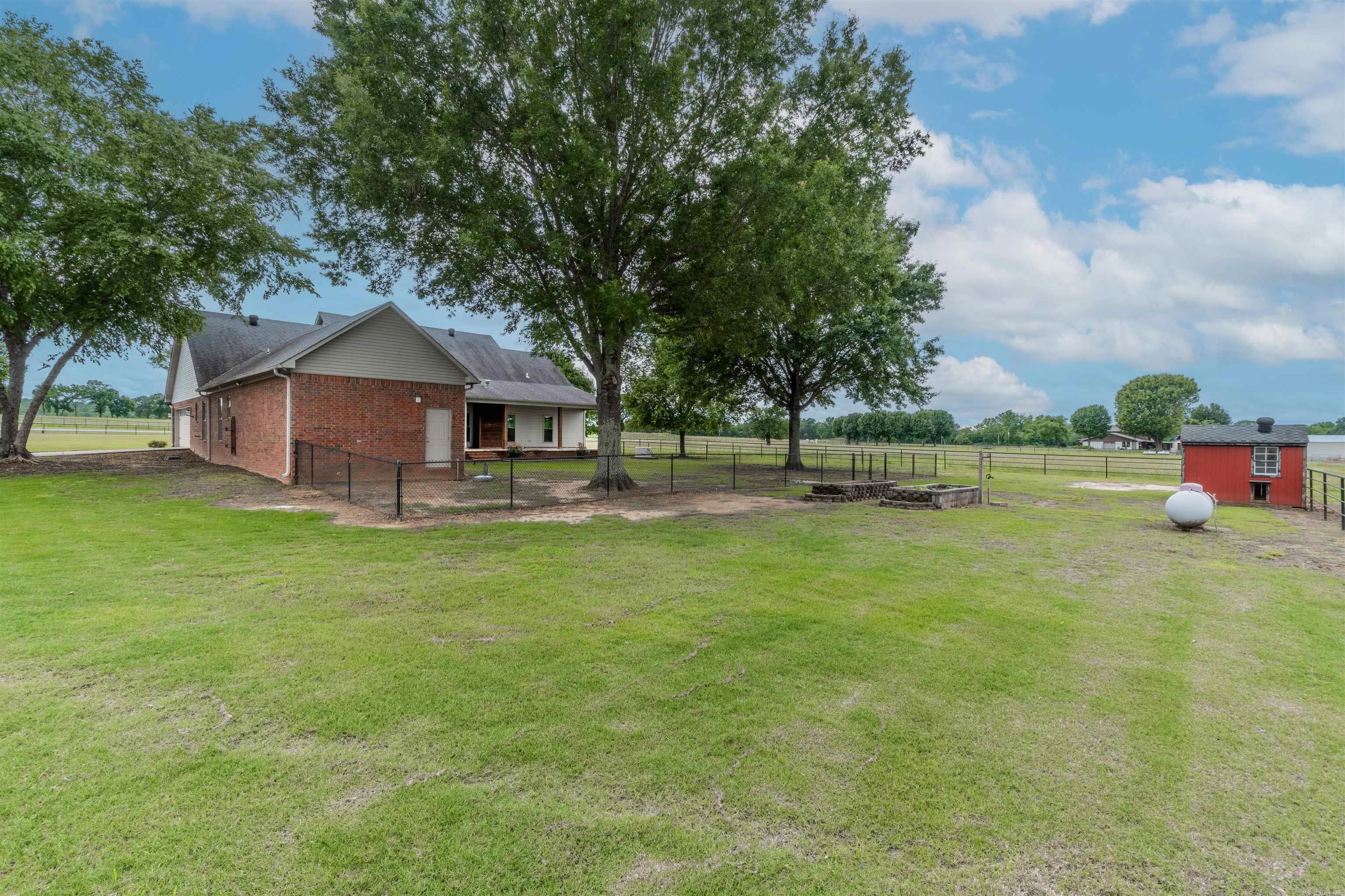363  Highway 225 E  Greenbrier, AR