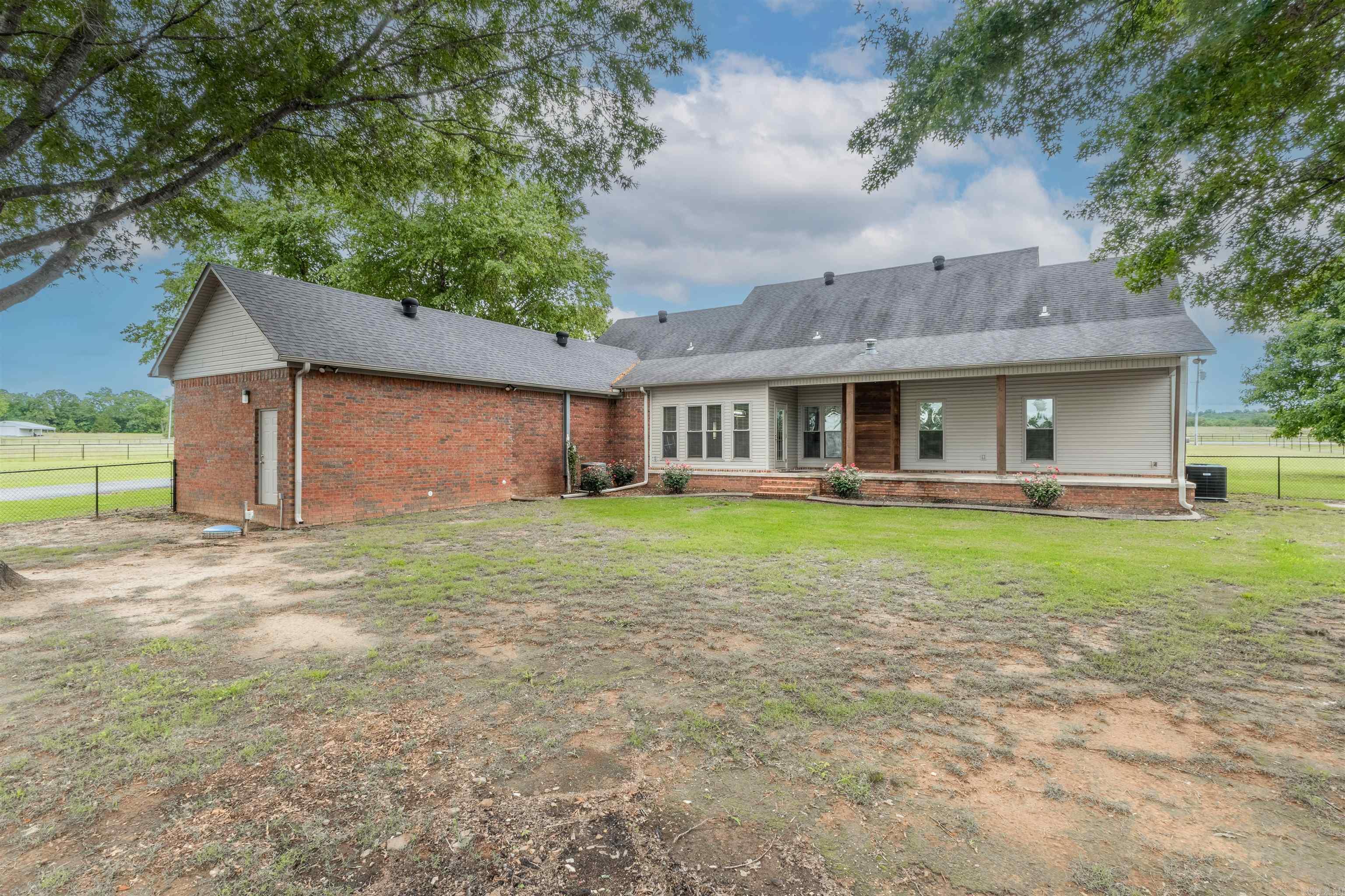 363  Highway 225 E  Greenbrier, AR