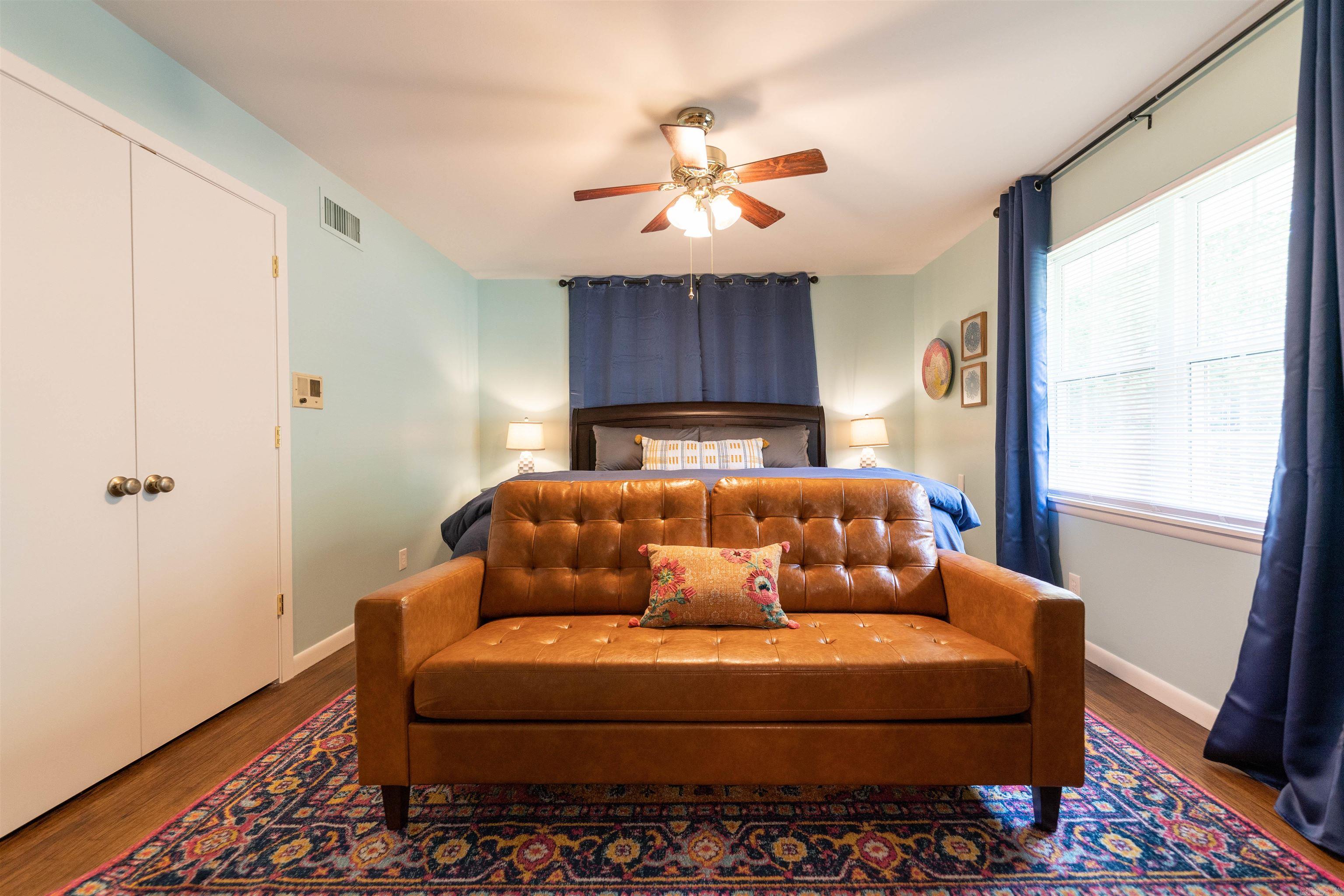 6924 W Markham  Little Rock, AR