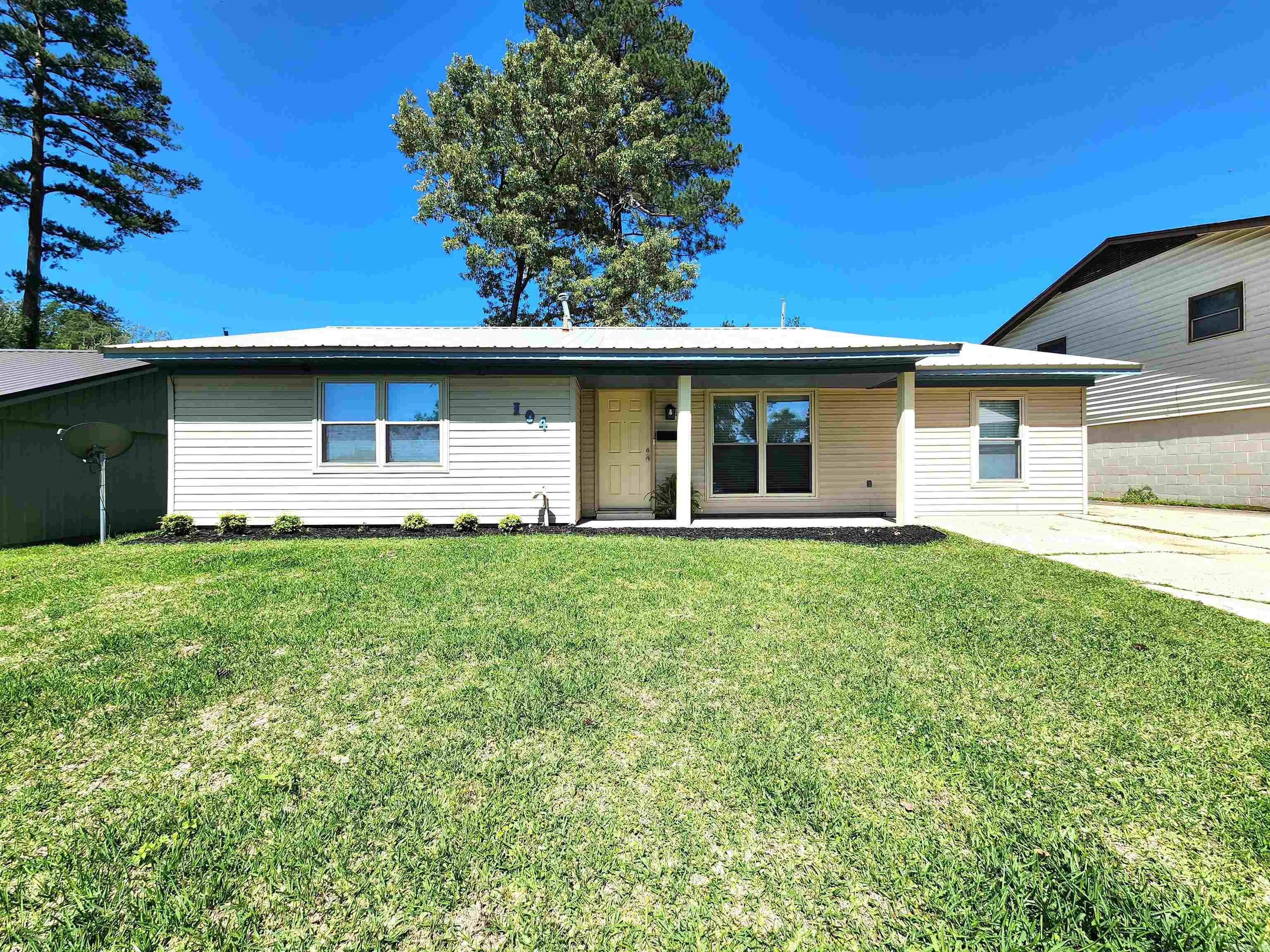 104  Tanglewood  El Dorado, AR
