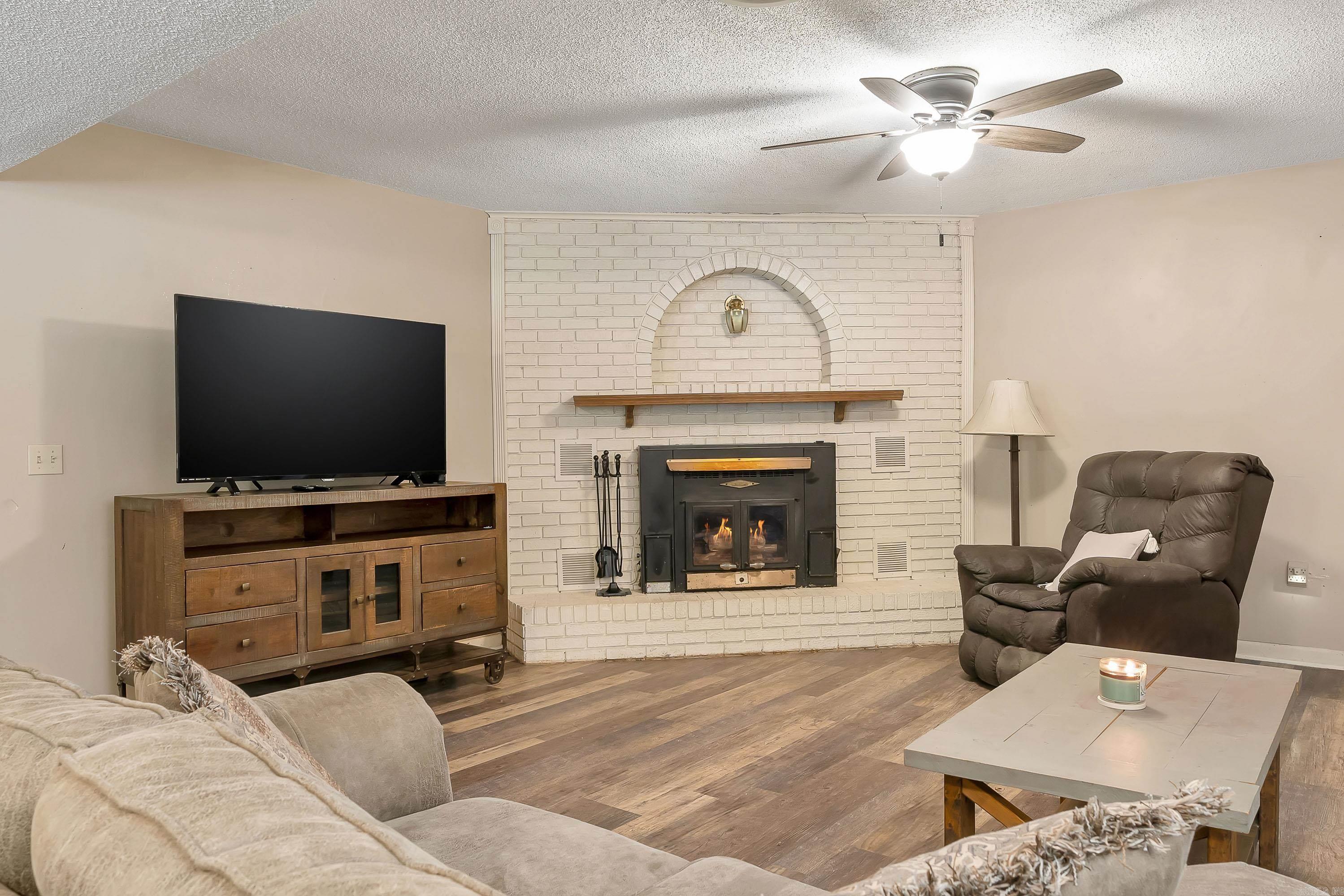 234  Robin  Walnut Ridge, AR