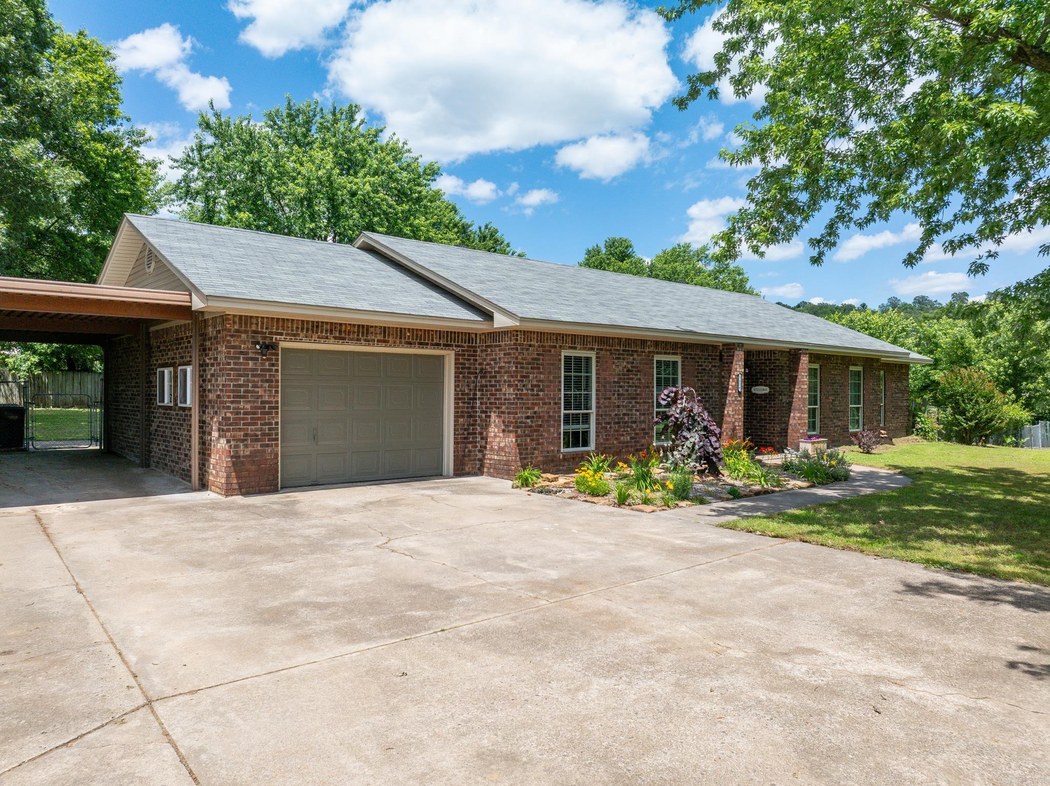 5636  Leisure Estates  Ozark, AR