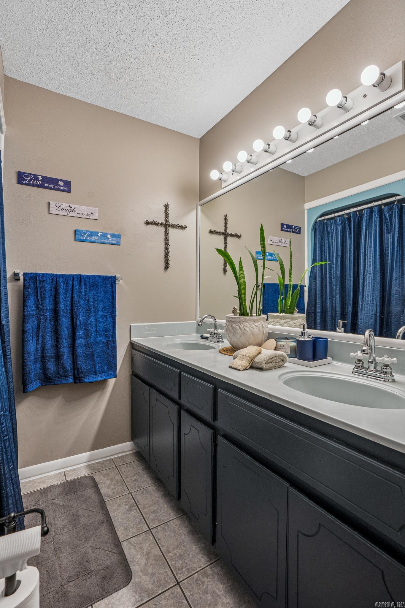 5636  Leisure Estates  Ozark, AR