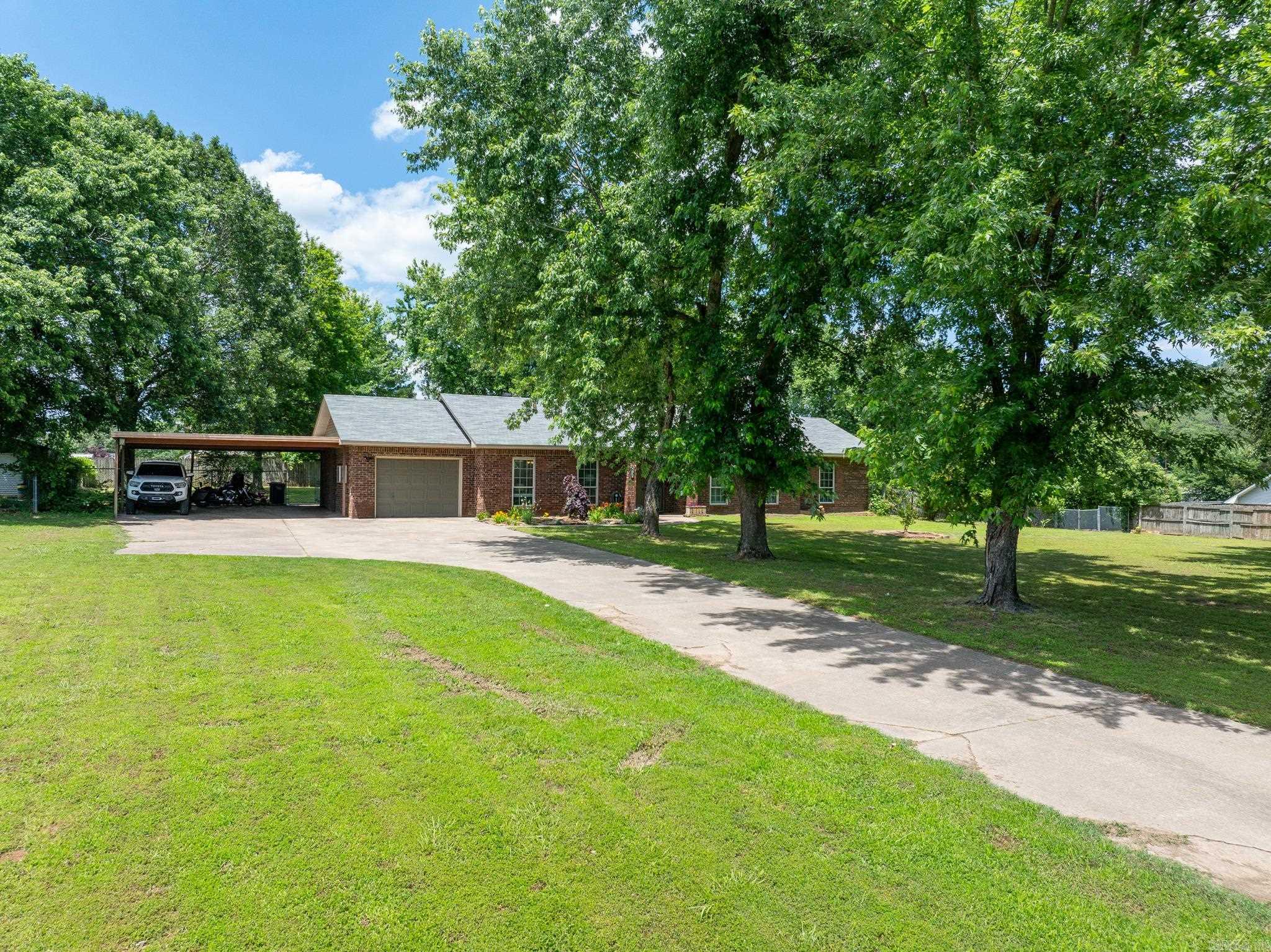 5636  Leisure Estates  Ozark, AR