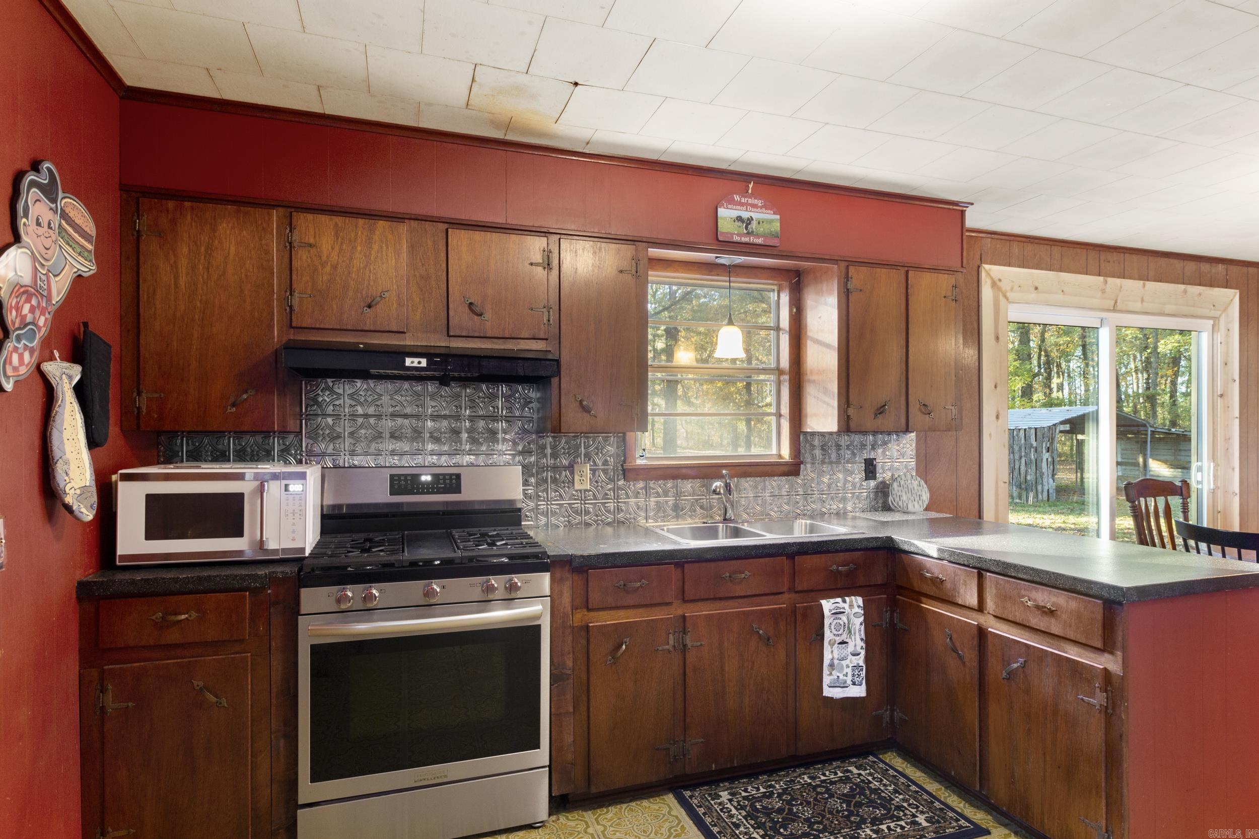 17440  Highway 11  Griffithville, AR