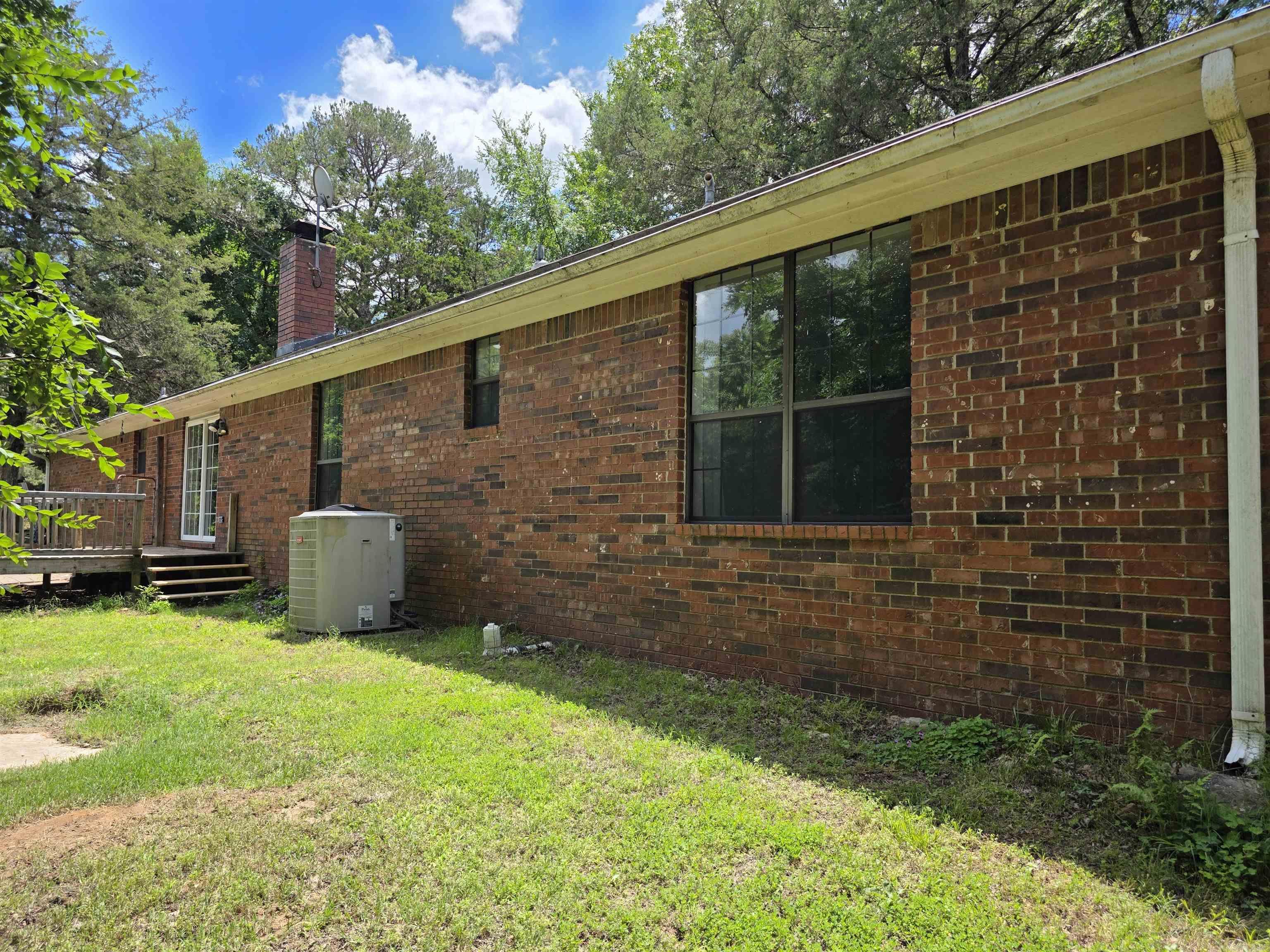 535  Ridgeview  Russellville, AR