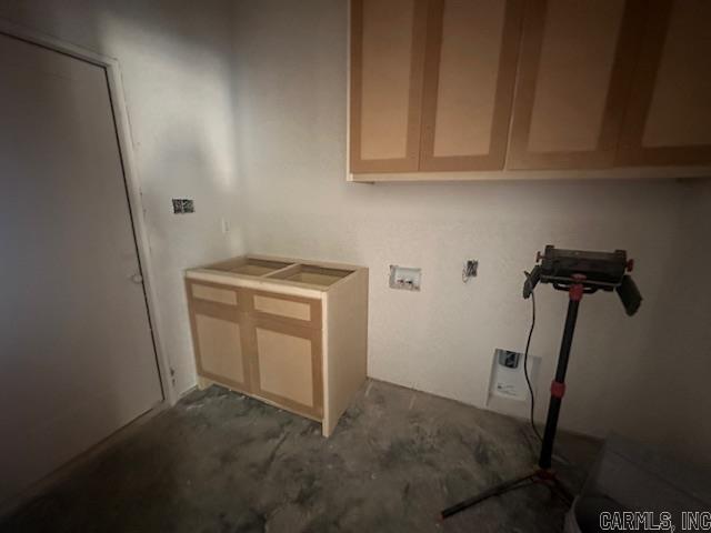 1176  Duke  Bauxite, AR