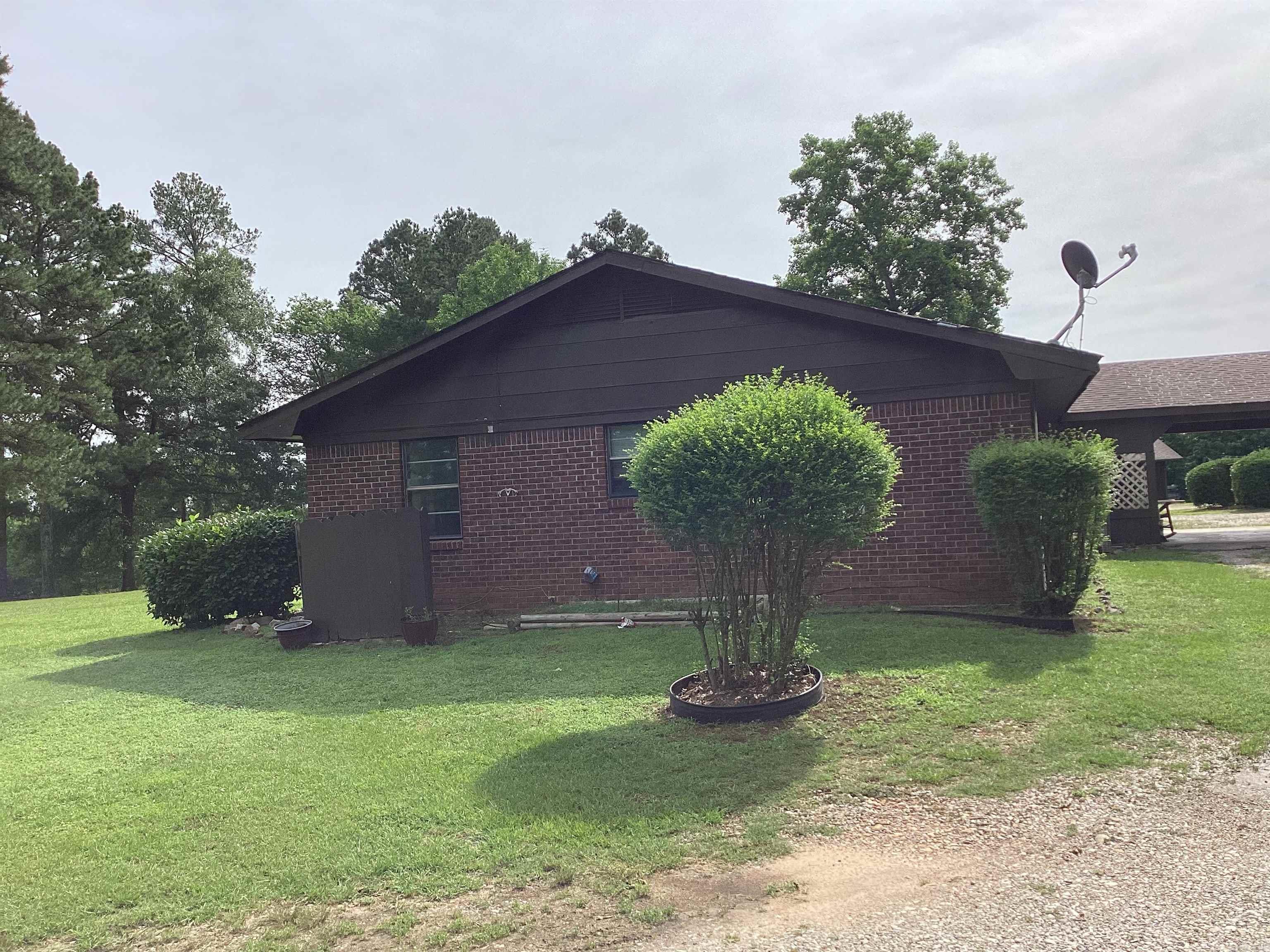 228  Nevada 66 W  Prescott, AR