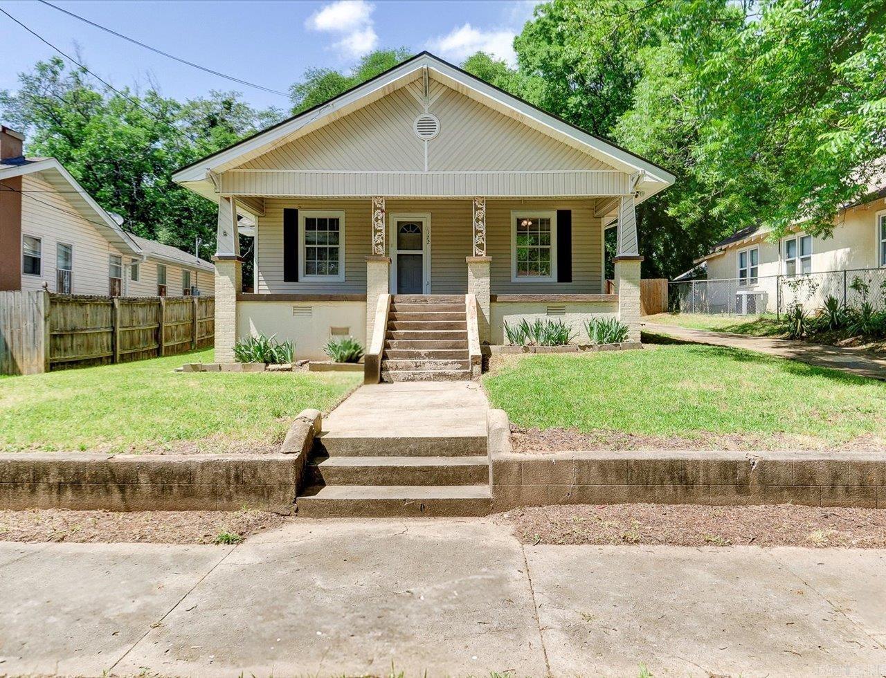 122  Kenwood  Hot Springs, AR