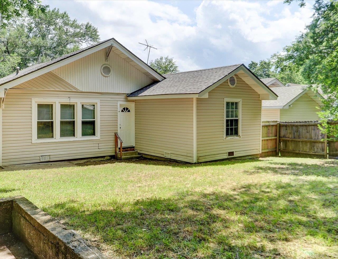 122  Kenwood  Hot Springs, AR