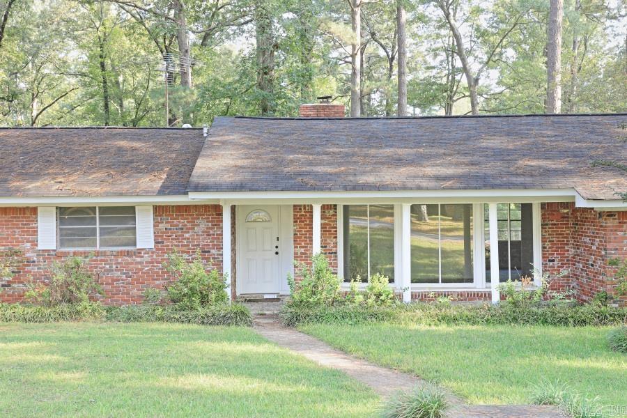 7411 SUBURBIA DR